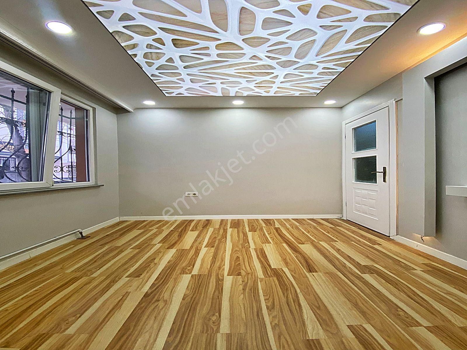 Cadde34'den Üçevlerde Cadde Dibinde Eminevime Uygun Emsallerinin Altında Kelepir 2+1 Satılık Daire - Görsel 3