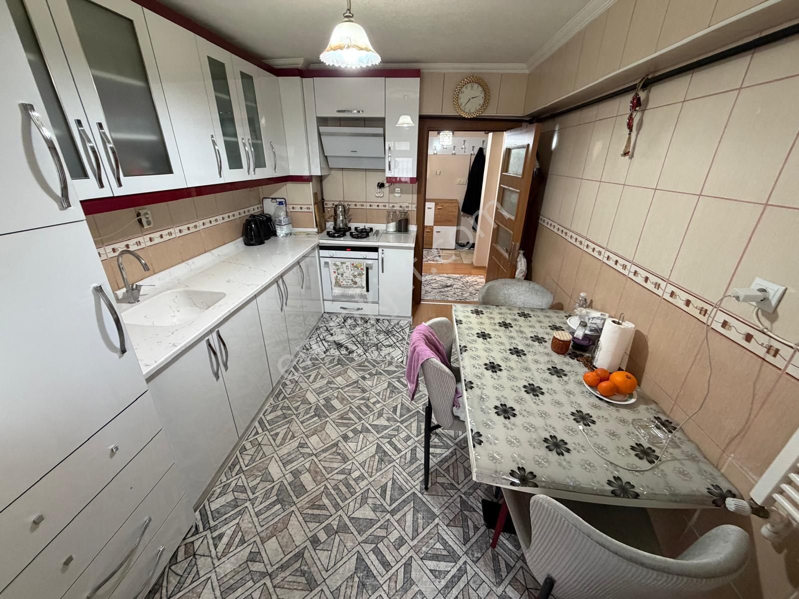 Koza Emlak'tan Tandoğan Mahalesinde 5+2 Full Yapılı 15 Yıllık Kapalı Teras Dairee - Görsel 4