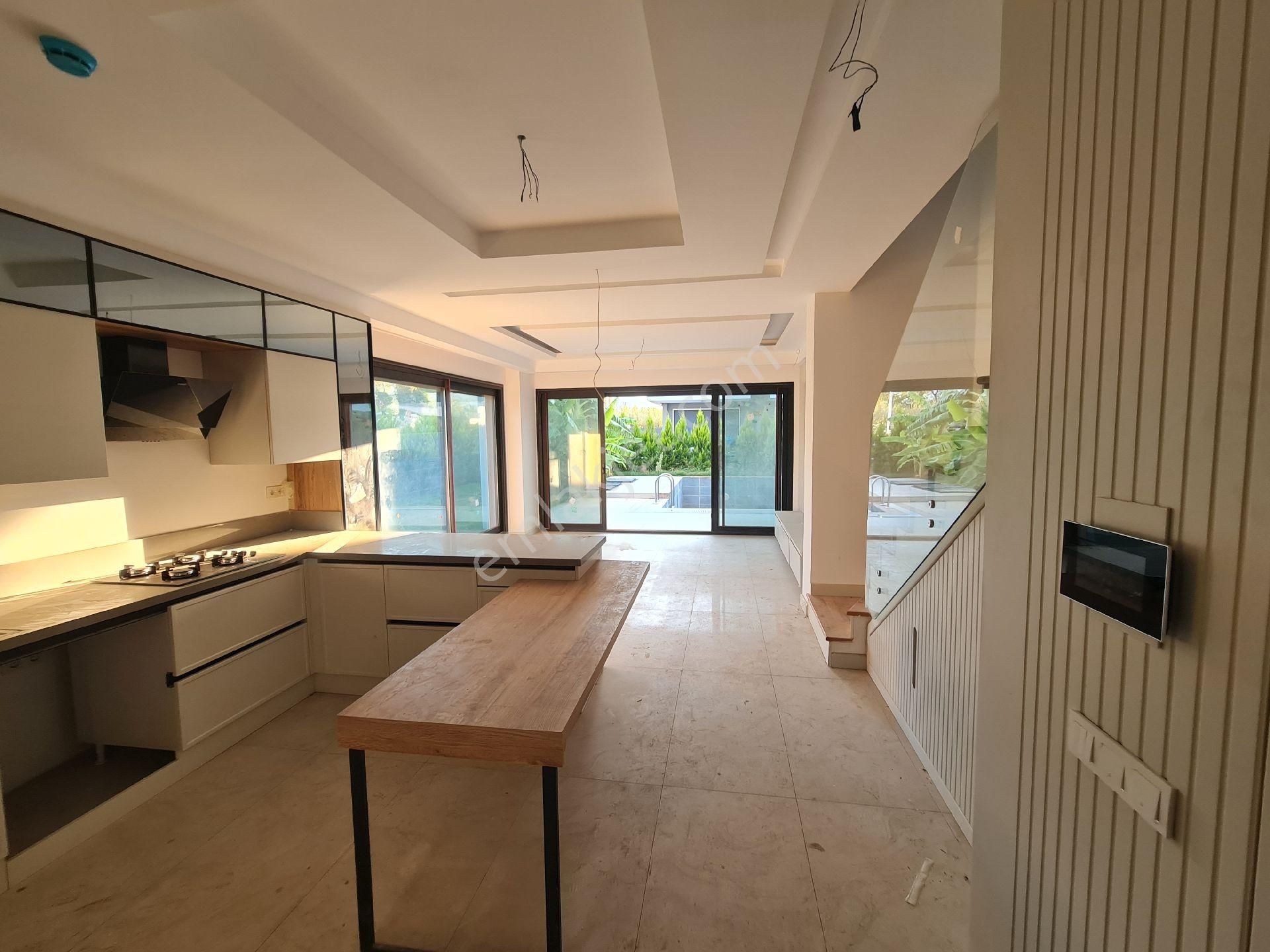 Satılık Yeni Yapı Özel Havuzlu Özel Otoparklı Lüks Yazlıklar - Görsel 10