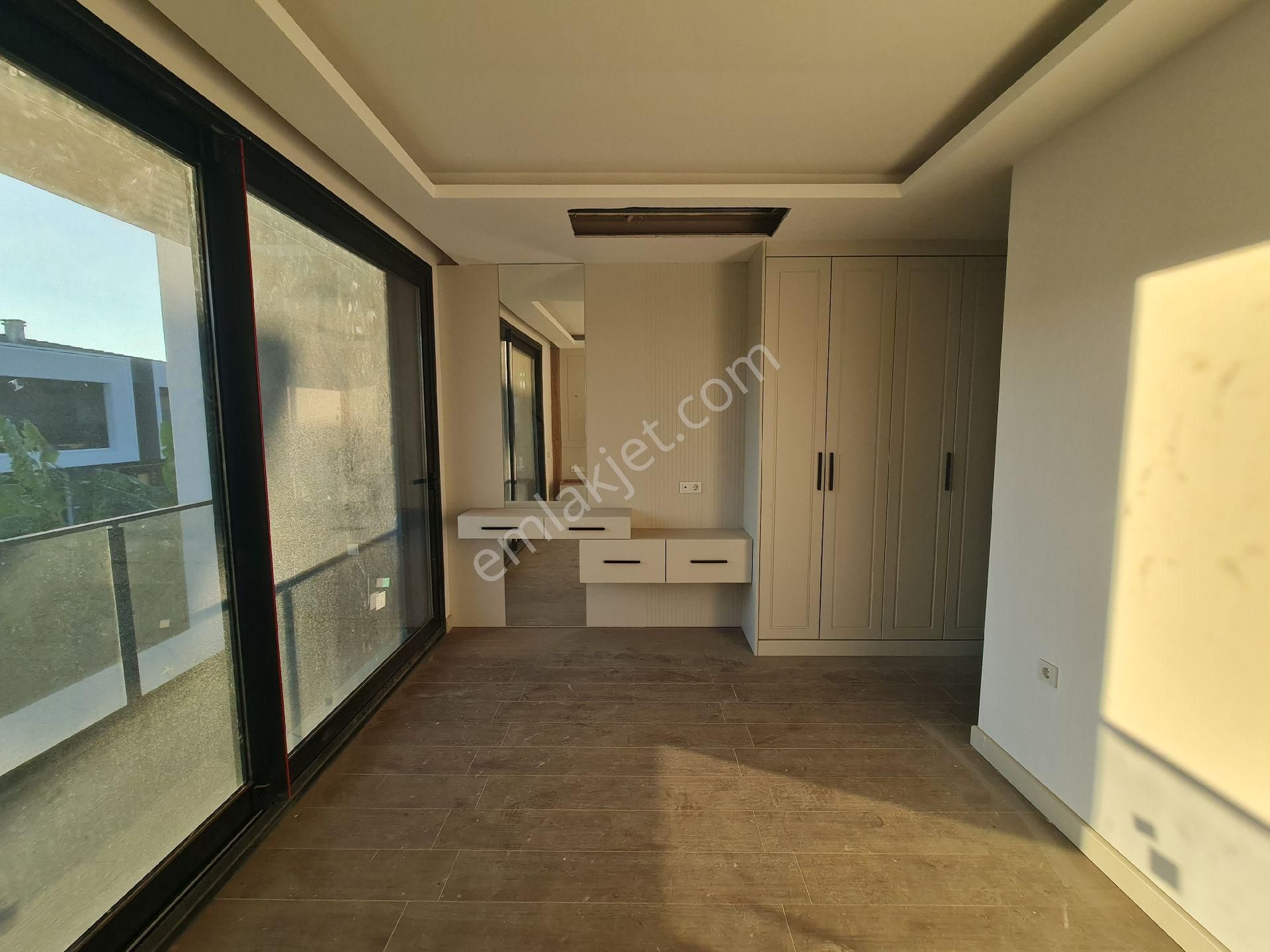 Satılık Yeni Yapı Özel Havuzlu Özel Otoparklı Lüks Yazlıklar - Görsel 27