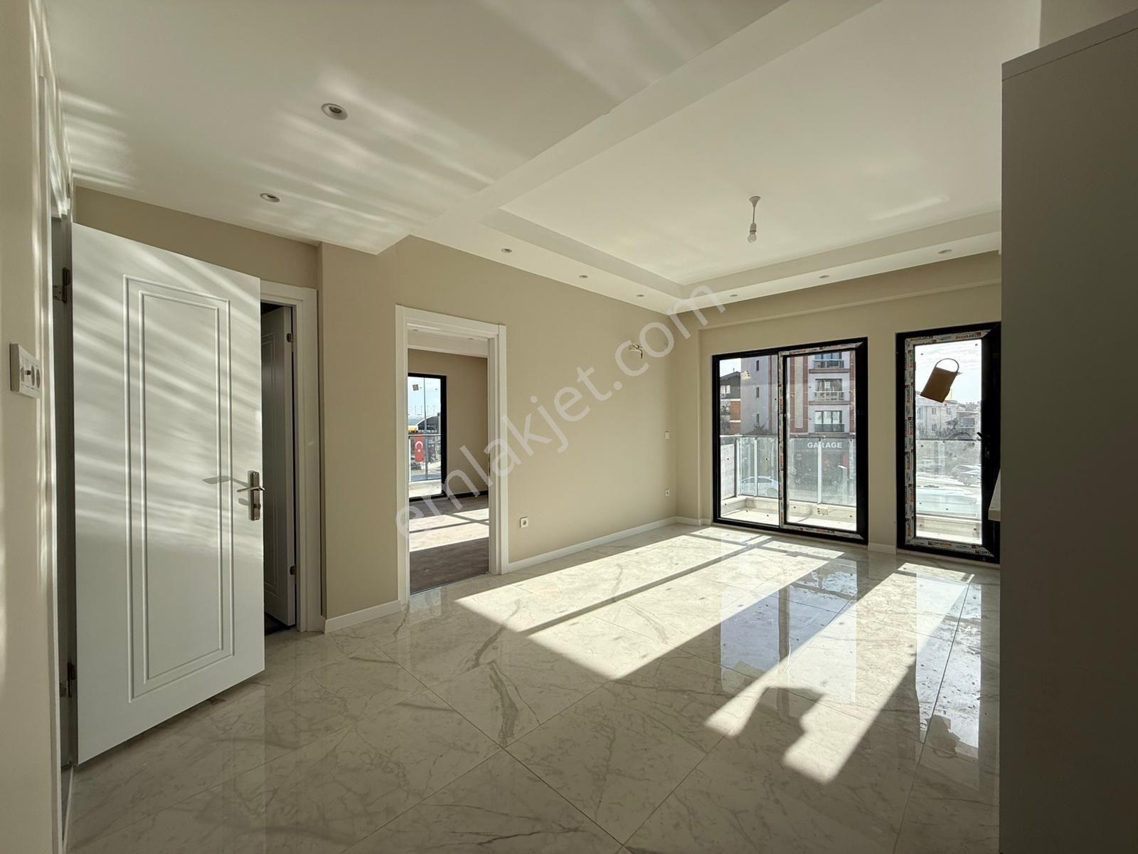 Cb King'den Plevne Mah. Savaştepe Caddesi 2+1 Kiralık Ofis - Görsel 2