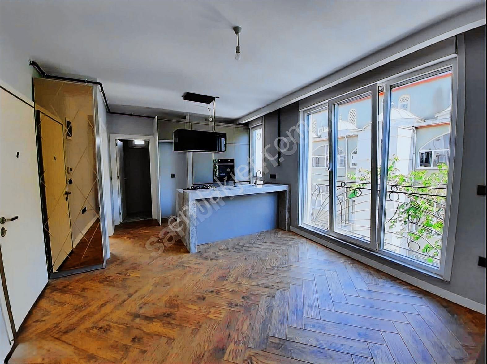 Tamiş'den Altıntepe'de 4 Yıllık Binada 3.katta Ön Cephe Ferah1+1 - Görsel 7