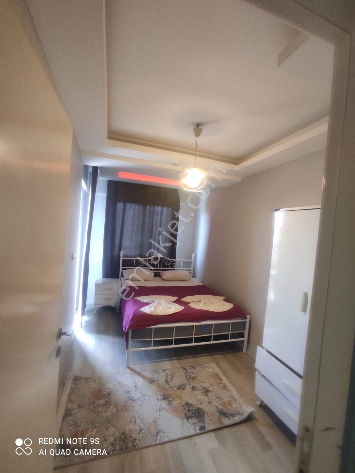 Buca’da Ev Konforunda Güvenli Ve Merkezi Günlük Kiralık Daire - Görsel 6