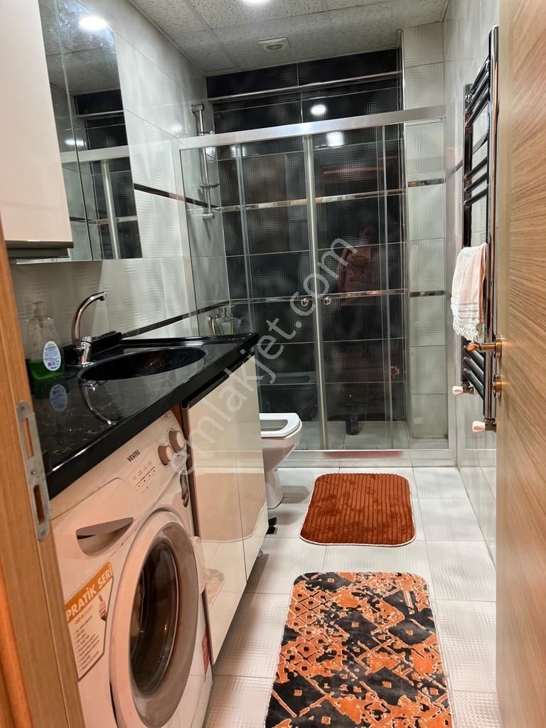 Buca’da Ev Konforunda Güvenli Ve Merkezi Günlük Kiralık Daire - Görsel 8