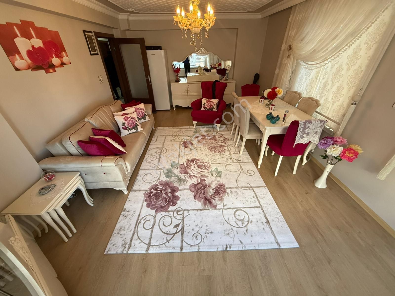 Kariyer'den Ovacık Yakını 3+1 Çift Banyolu 3 Balkonlu Kök Tapu - Görsel 8