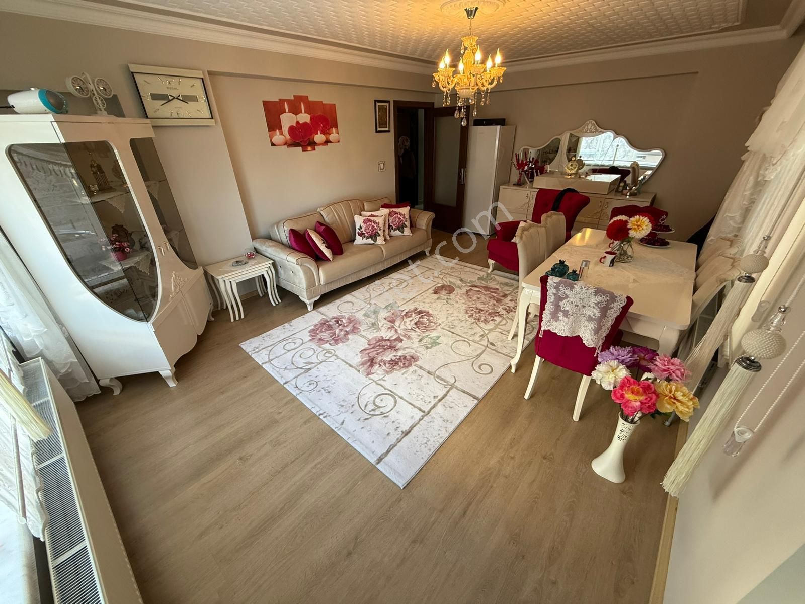 Kariyer'den Ovacık Yakını 3+1 Çift Banyolu 3 Balkonlu Kök Tapu - Görsel 18