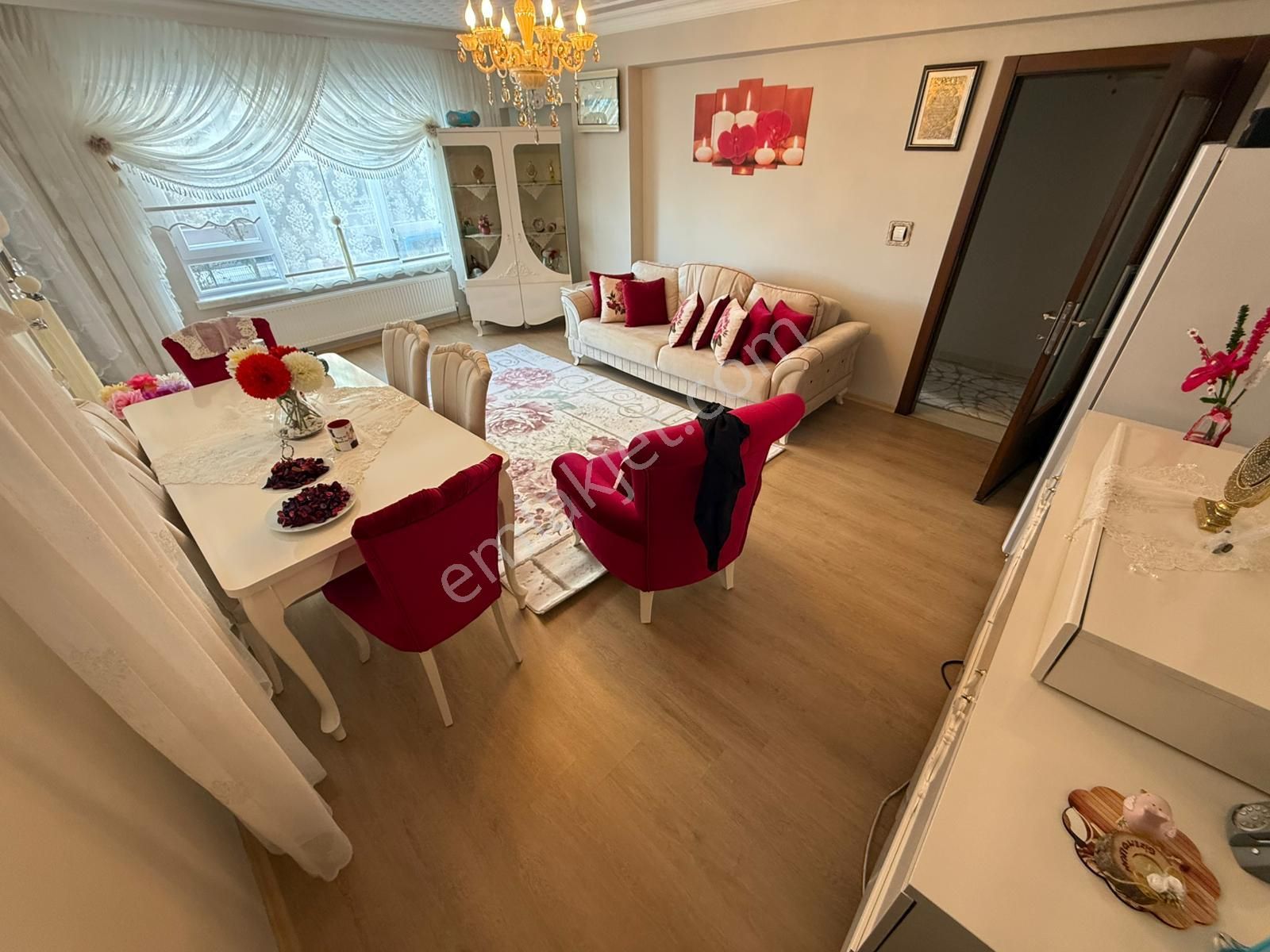 Kariyer'den Ovacık Yakını 3+1 Çift Banyolu 3 Balkonlu Kök Tapu - Görsel 5