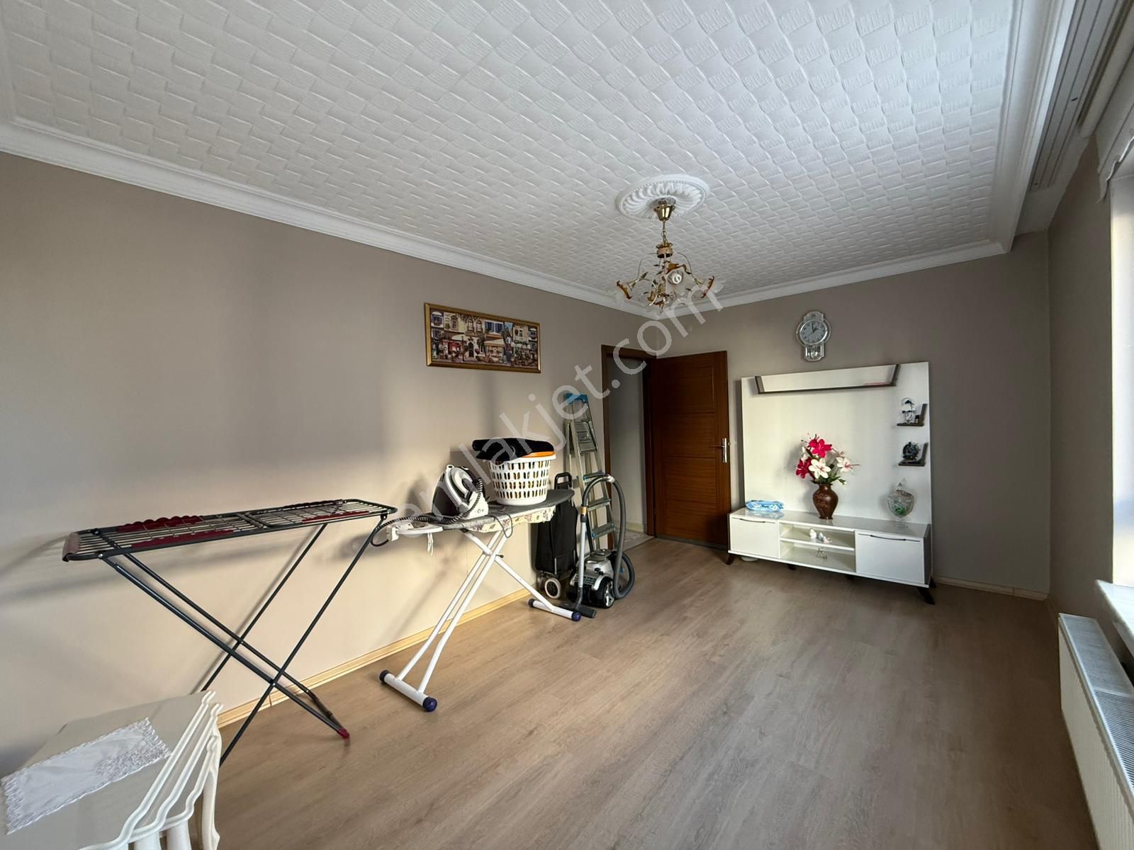 Kariyer'den Ovacık Yakını 3+1 Çift Banyolu 3 Balkonlu Kök Tapu - Görsel 14