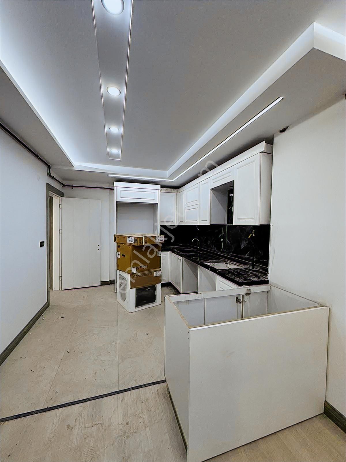 Antalya Bahçelievler'de 1+1 Doğalgaz Ultra Lüks Sıfır Daire 65m2 - Görsel 8