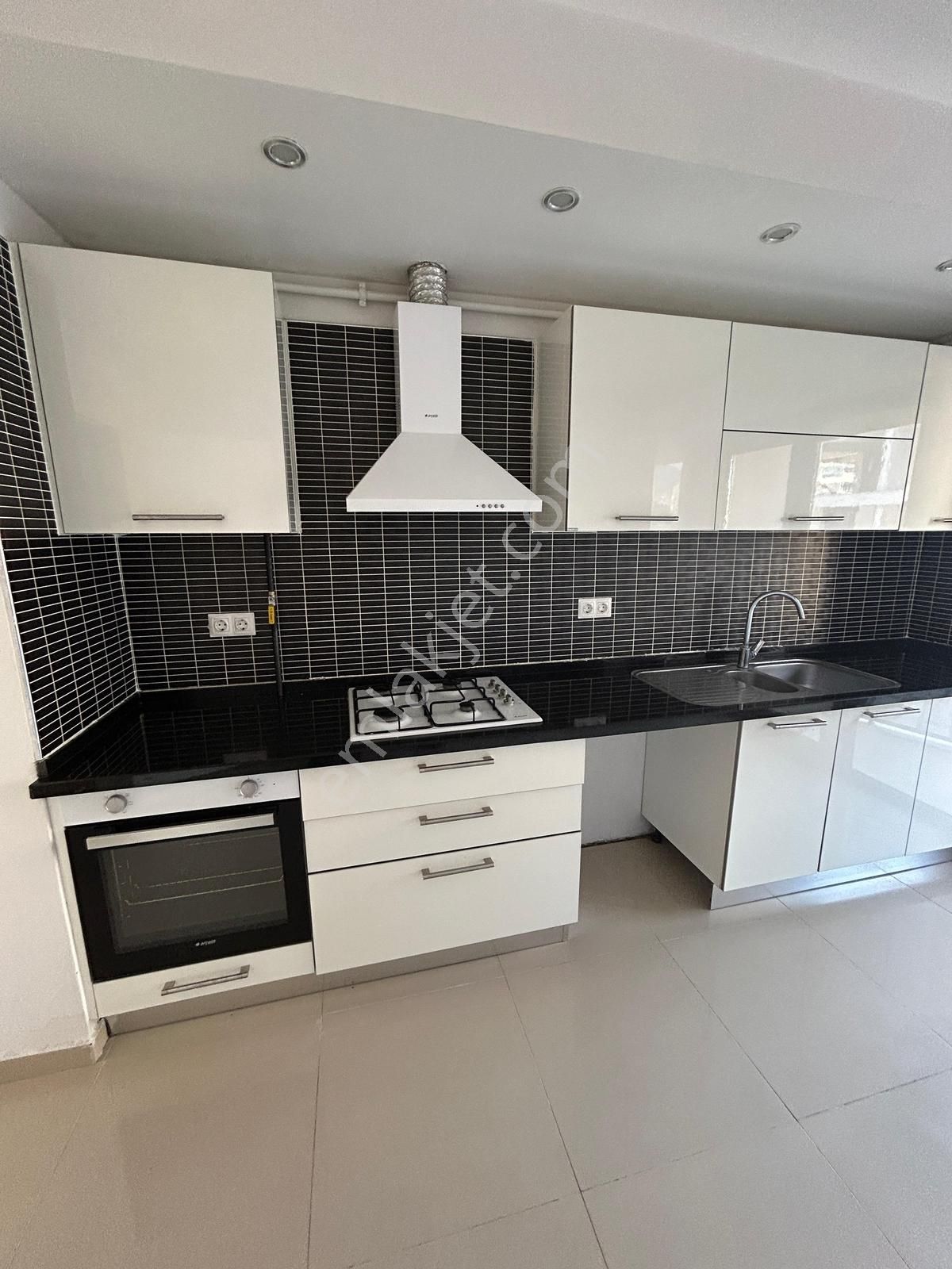 Cinkaya Bulvarında 3+1 150 M² Havuzlu Arakat Kiralık Lüks Daire - Görsel 3