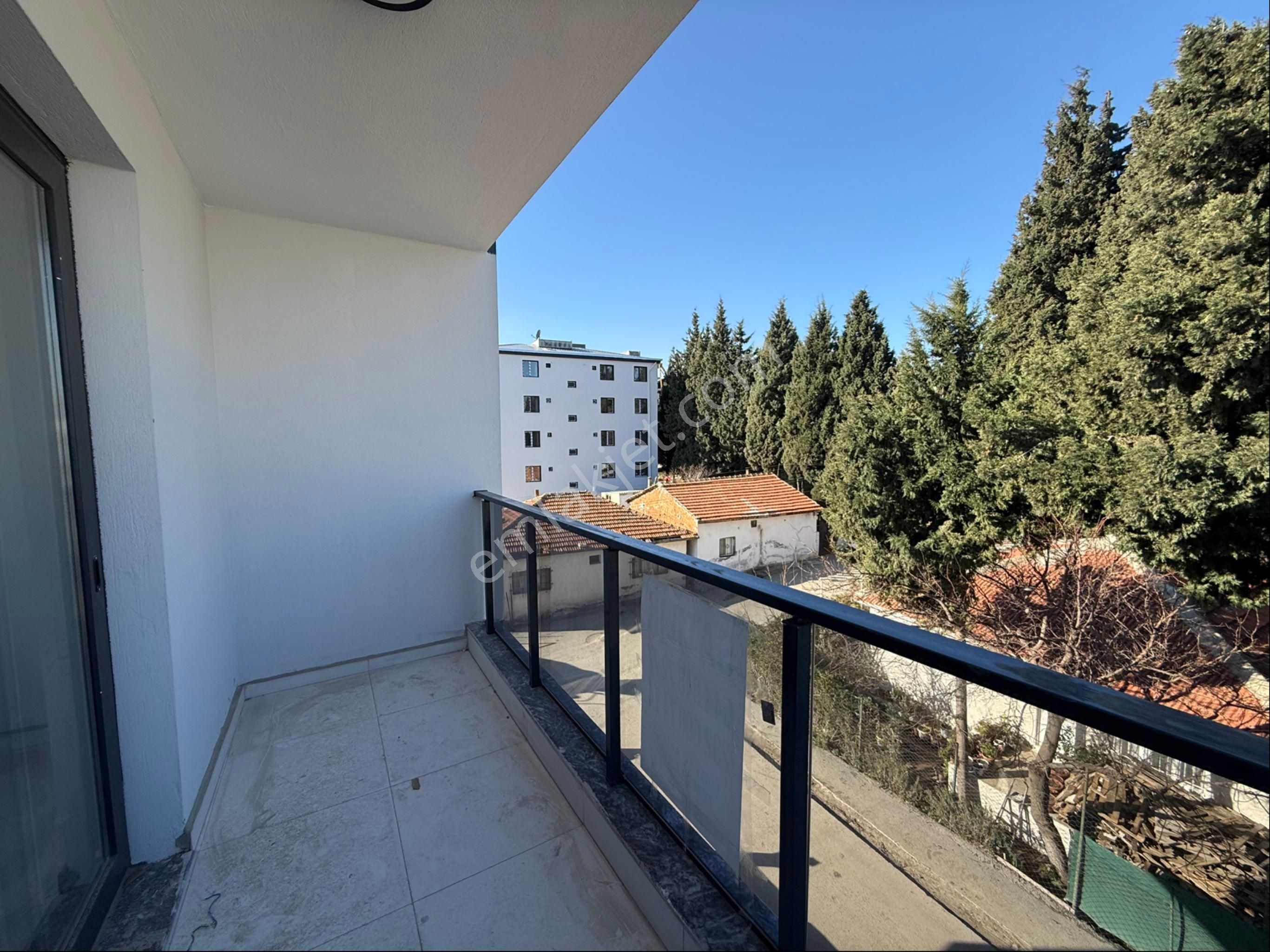 Kurtuluş Mahallesinde Satılık 2+1 Kapalı Mutfak - Görsel 21