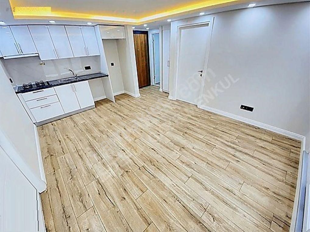 Maltepe Çınar'da, Ulaşıma Yakın, Muhteşem Teraslı, Otoparklı, Sıfır 2+1!