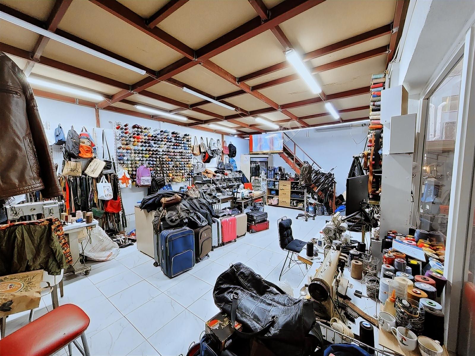 Gaziemir Satılık Dükkan