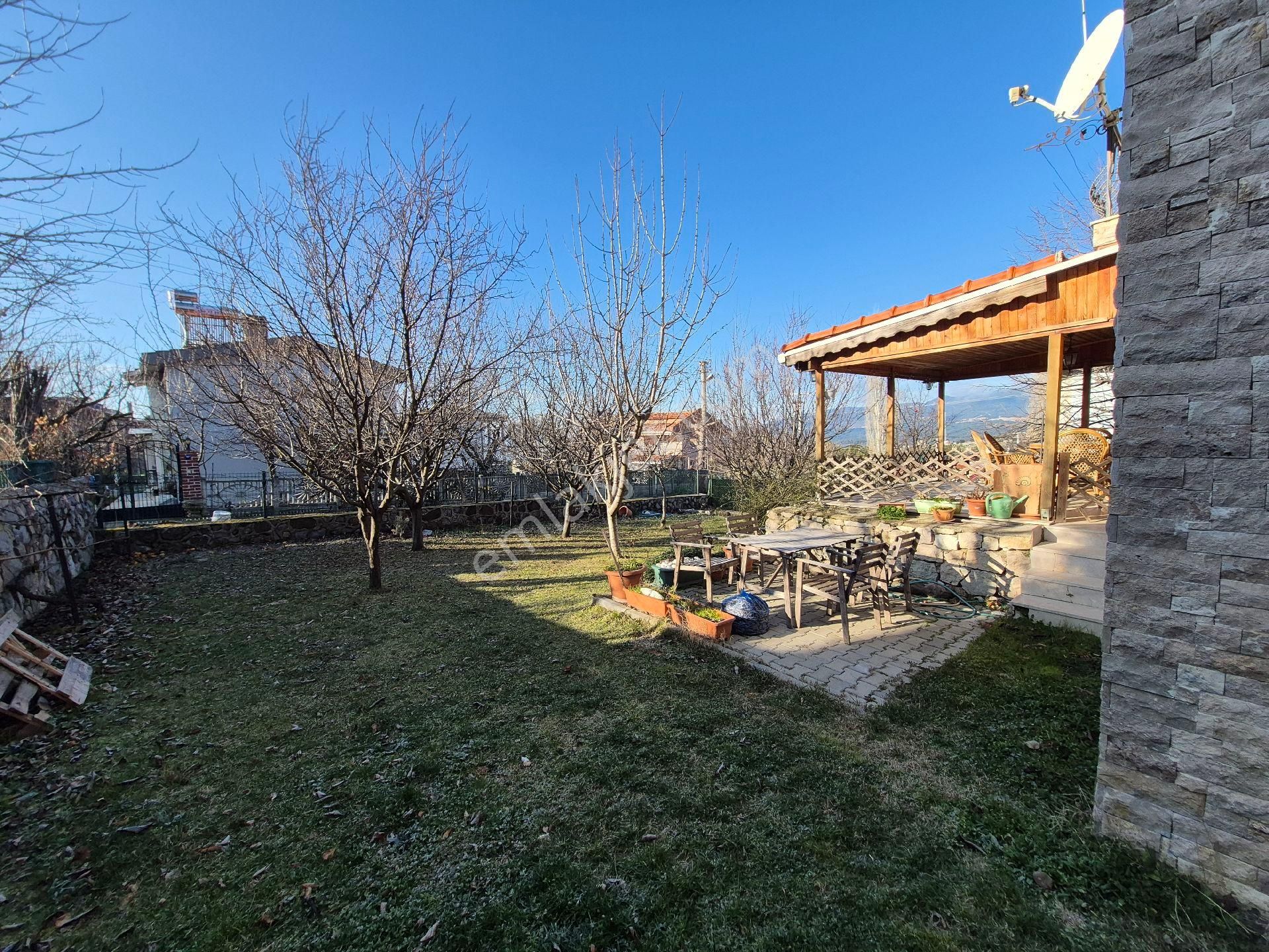 Doğanın İçinde Kiralık 3+1 Villa Beşyol Mahallesinde