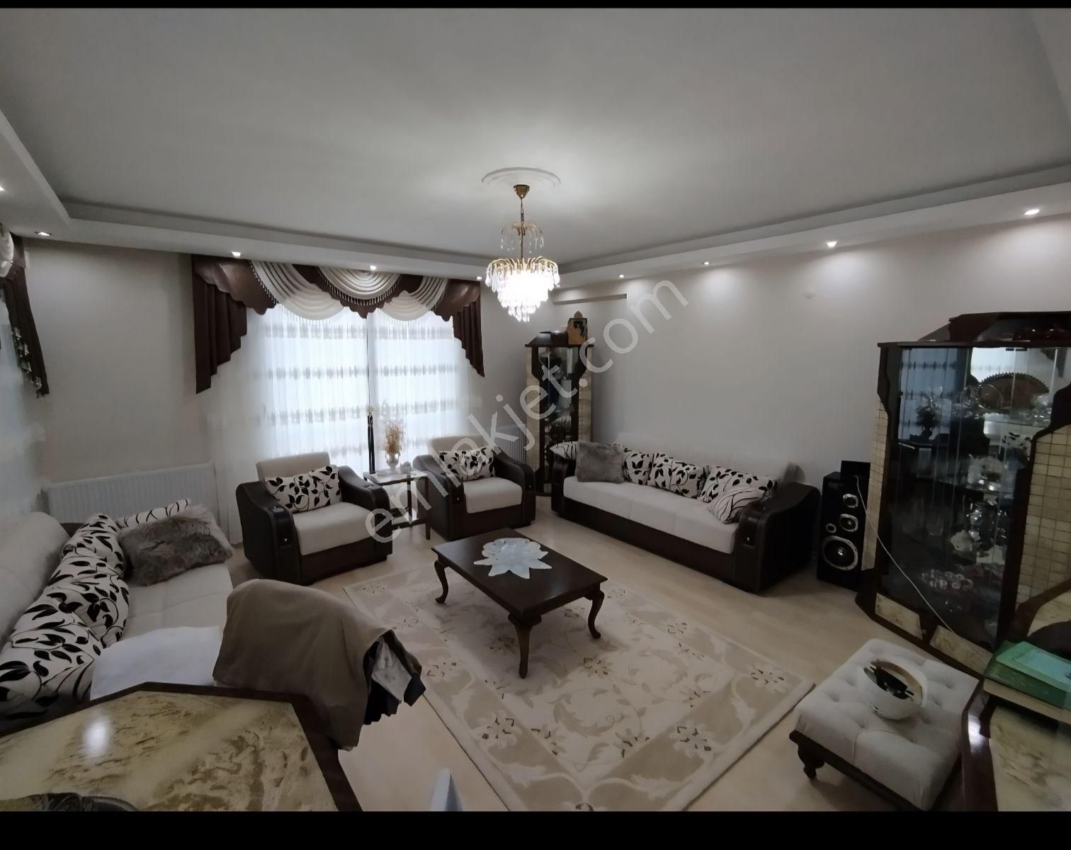 Akar Emlak'tan Satılık Merkezi Yerde, Fırsat Daire - Görsel 11