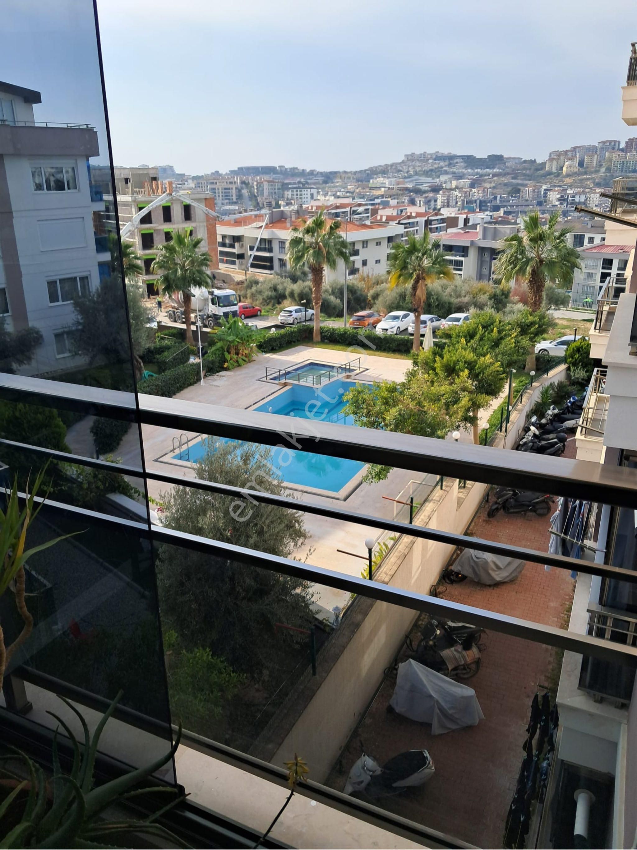 Kuşadası Otogar Arkası'nda Havuzlu Sitede 2+1 Satılık Daire - Görsel 20