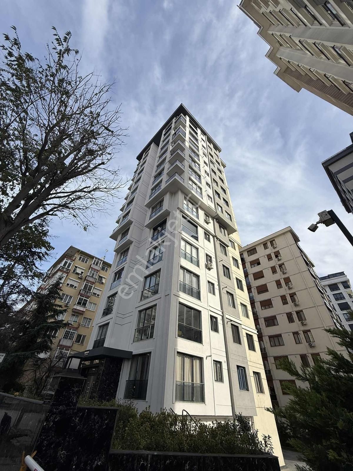 Turyap'tan Kozyatağı Minibüs Caddesine Yakın 2+1 - Görsel 27