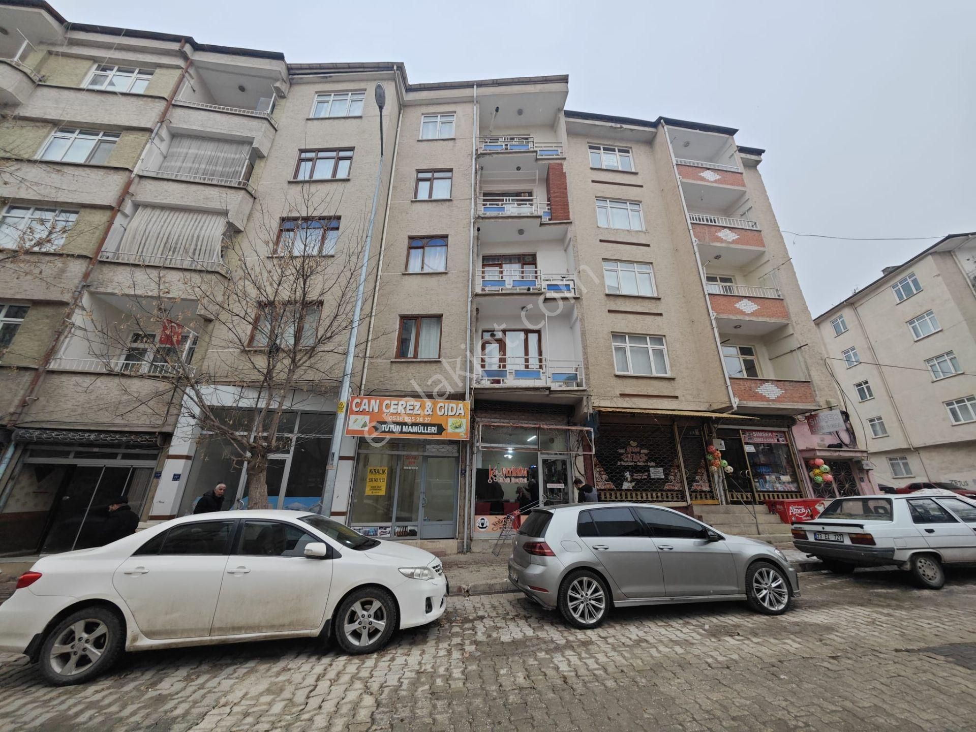 Yeni Mahalle Tevfikiye Cami Karşısı Kiralık Dükkan - Görsel 3