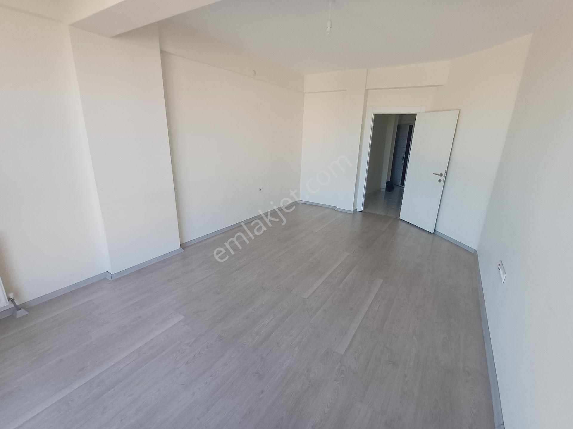 Şirinler Emlak Kiralık 2+1 Ofis Yeni Postane Üstü Diyarbakır - Görsel 13