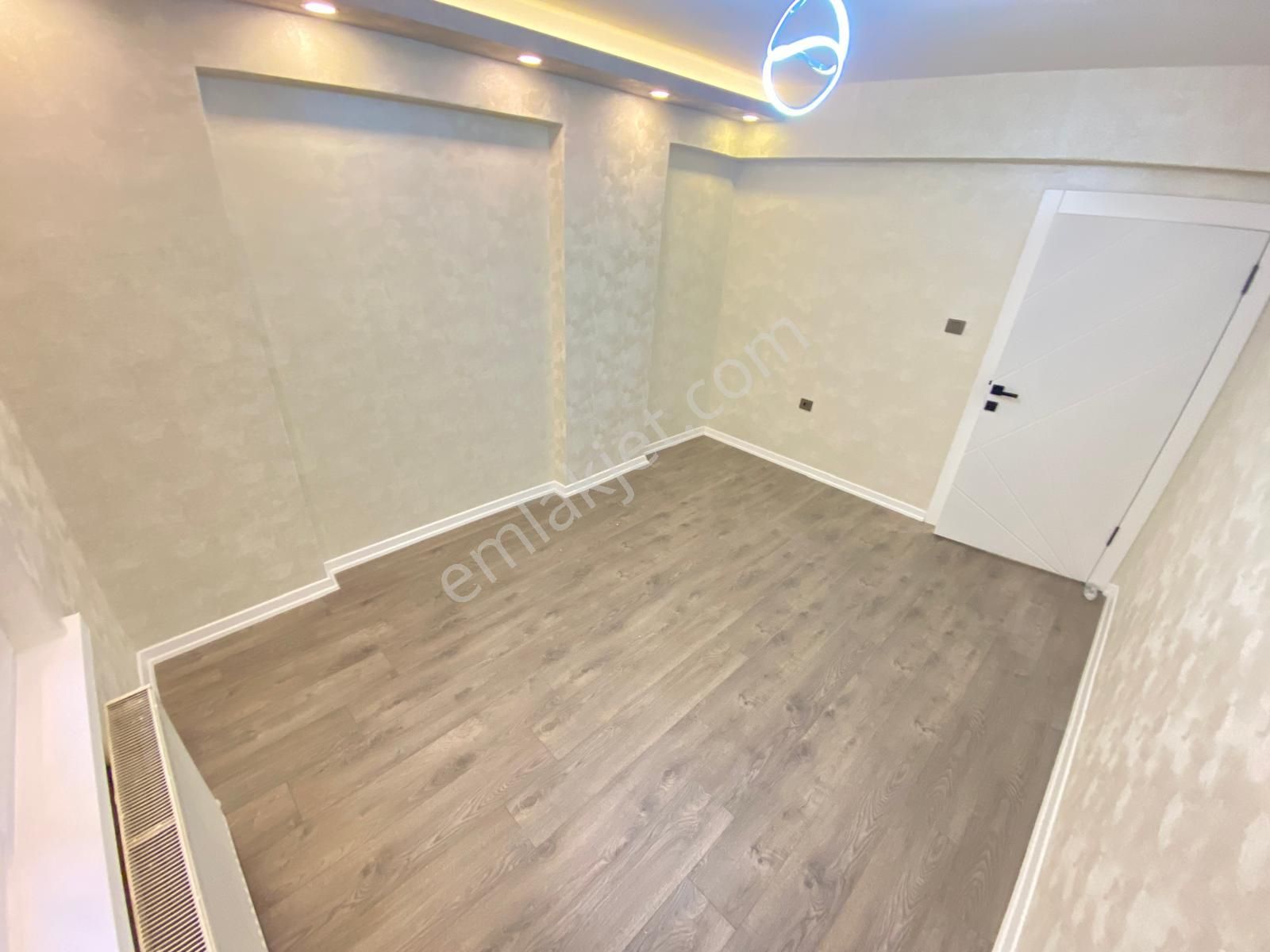 Etimesgut Süvaride 3+1 Full+full Ara Kat Cadde Üzeri Lüks Daire - Görsel 24