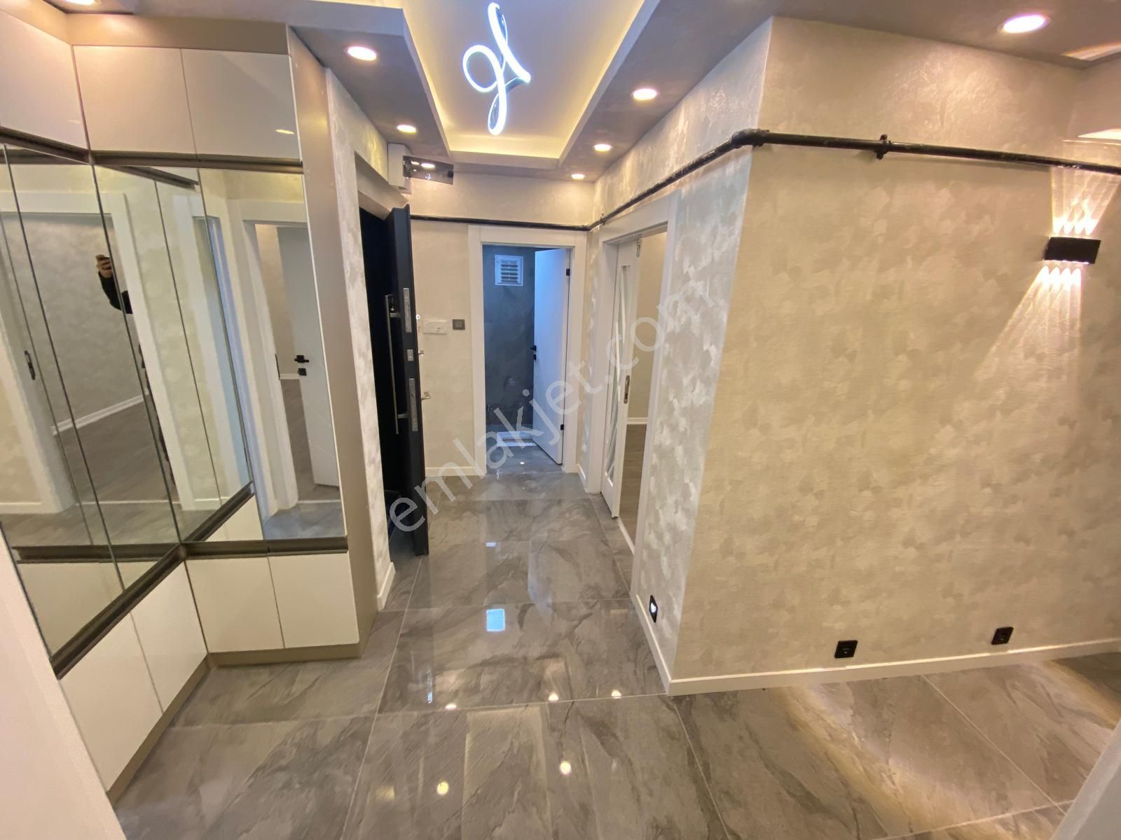 Etimesgut Süvaride 3+1 Full+full Ara Kat Cadde Üzeri Lüks Daire - Görsel 33