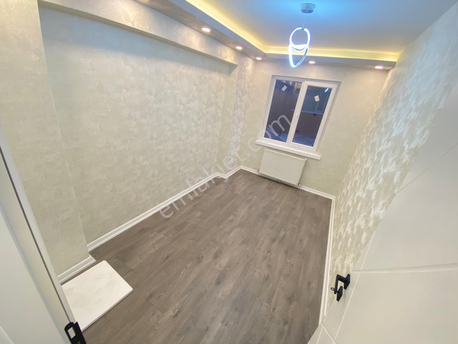 Etimesgut Süvaride 3+1 Full+full Ara Kat Cadde Üzeri Lüks Daire - Görsel 15