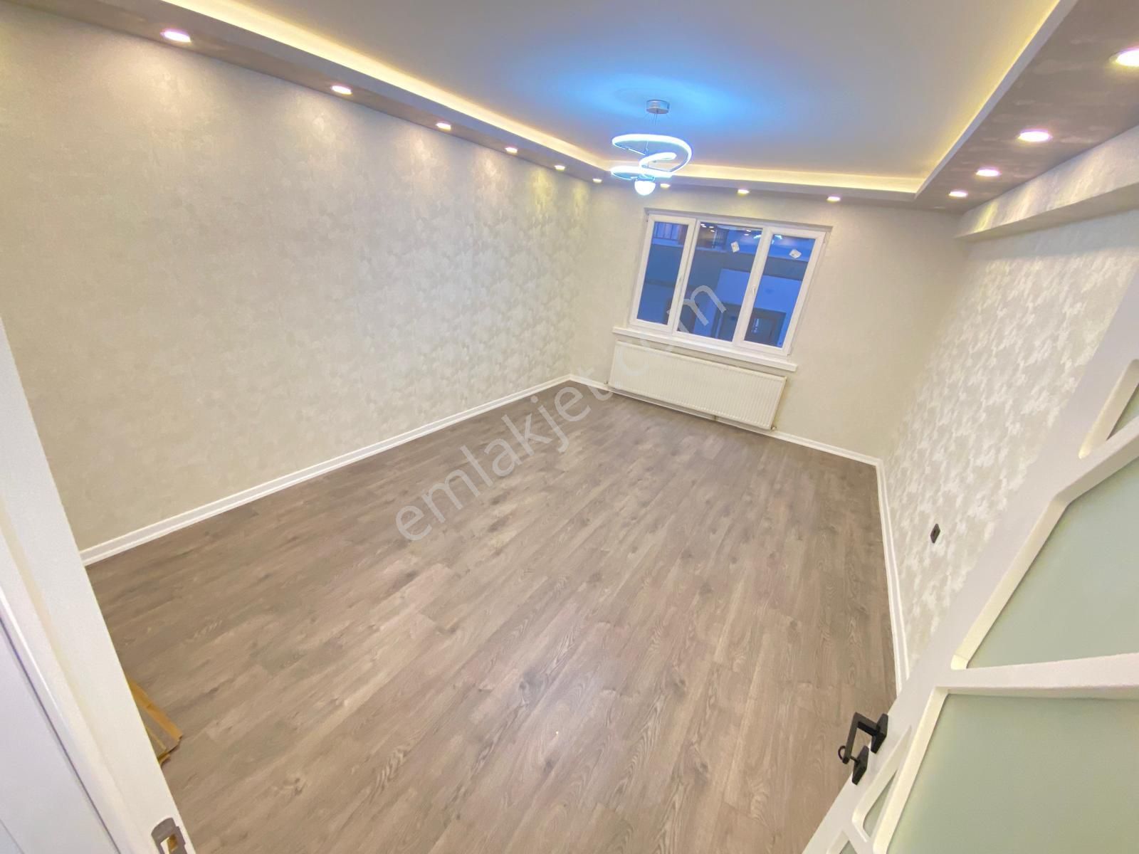 Etimesgut Süvaride 3+1 Full+full Ara Kat Cadde Üzeri Lüks Daire - Görsel 9