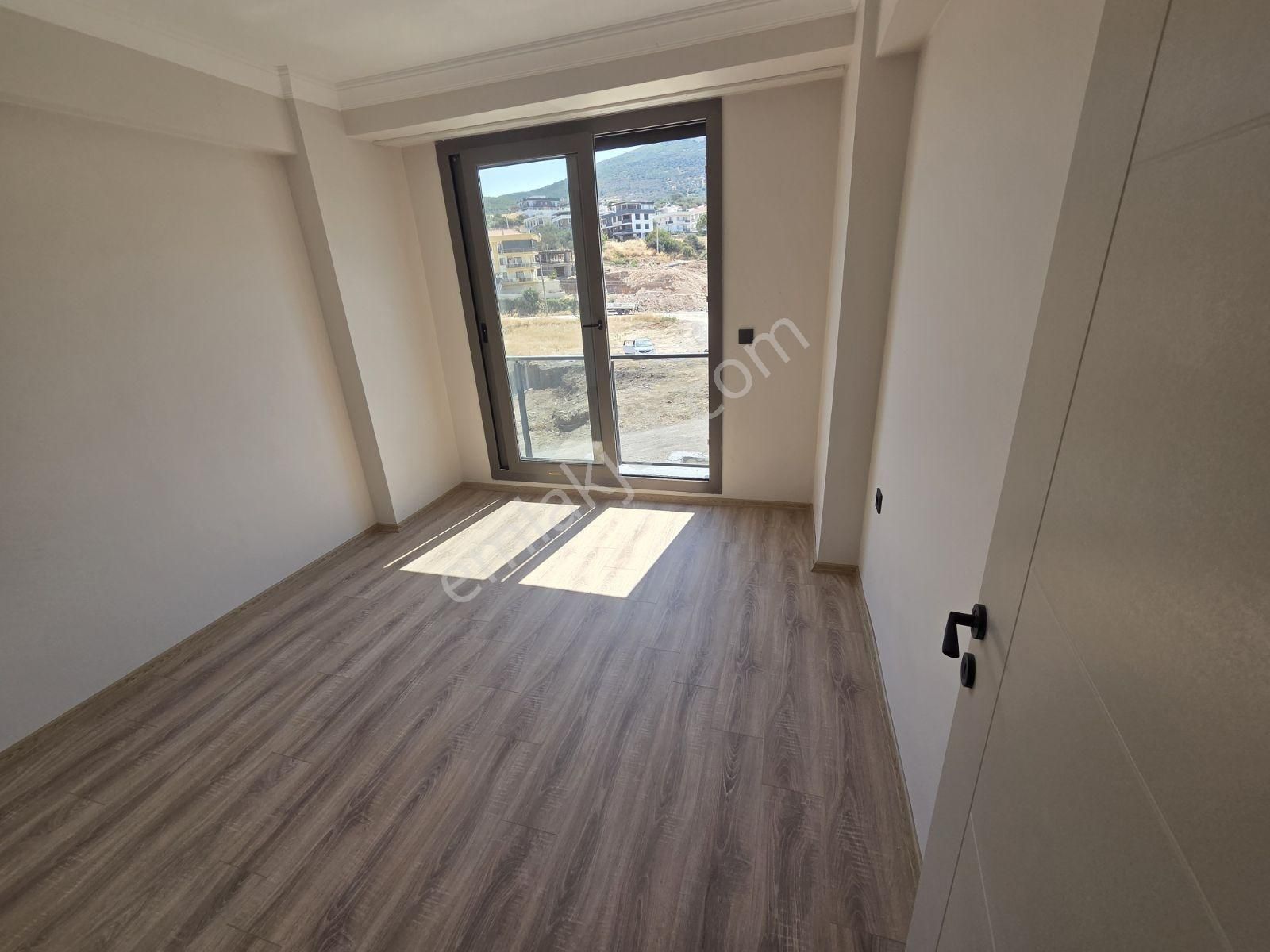 Yenifoça'da Sıfır Satılık 1+1 Daire - Görsel 6