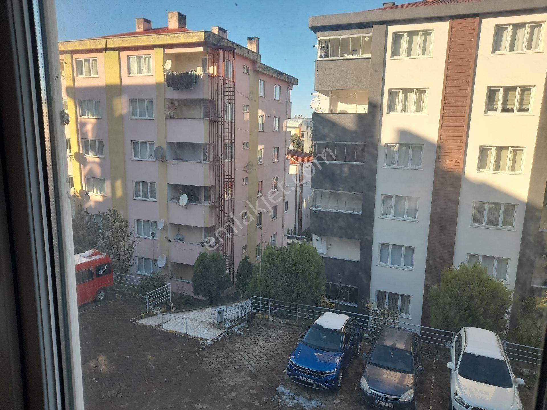 Bulancak Satılık Sitede 2.kat,130m2, 3+1 Daire - Görsel 8