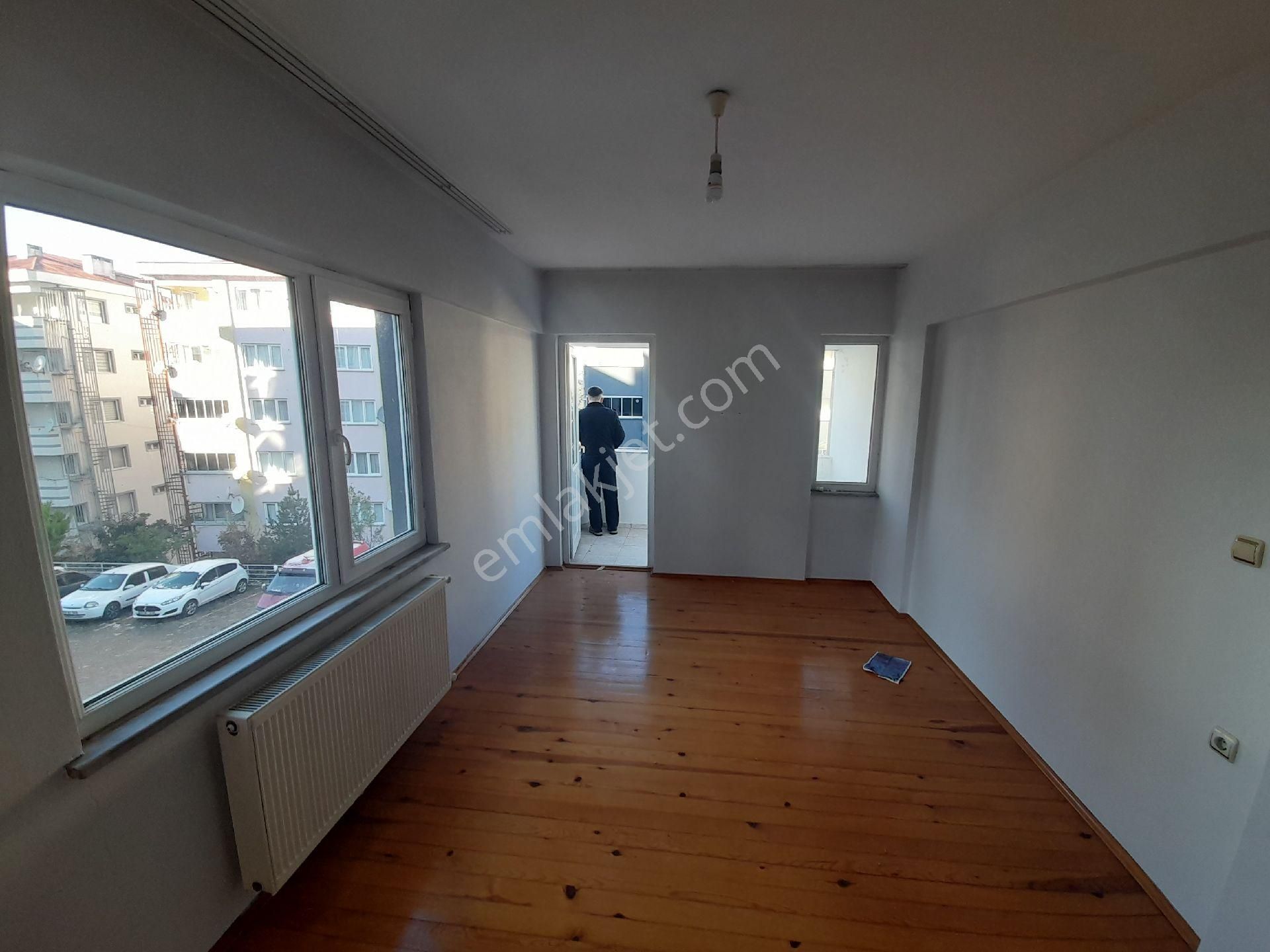 Bulancak Satılık Sitede 2.kat,130m2, 3+1 Daire - Görsel 9