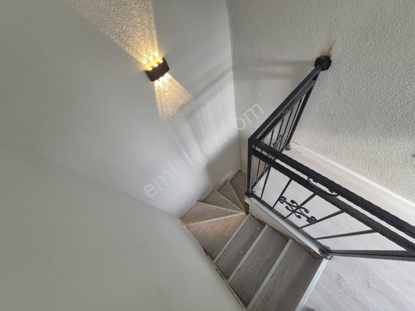 Sabri Pınarbaşı'dan Kızılkeçili'de Satılık Müstakil Ev - Görsel 23