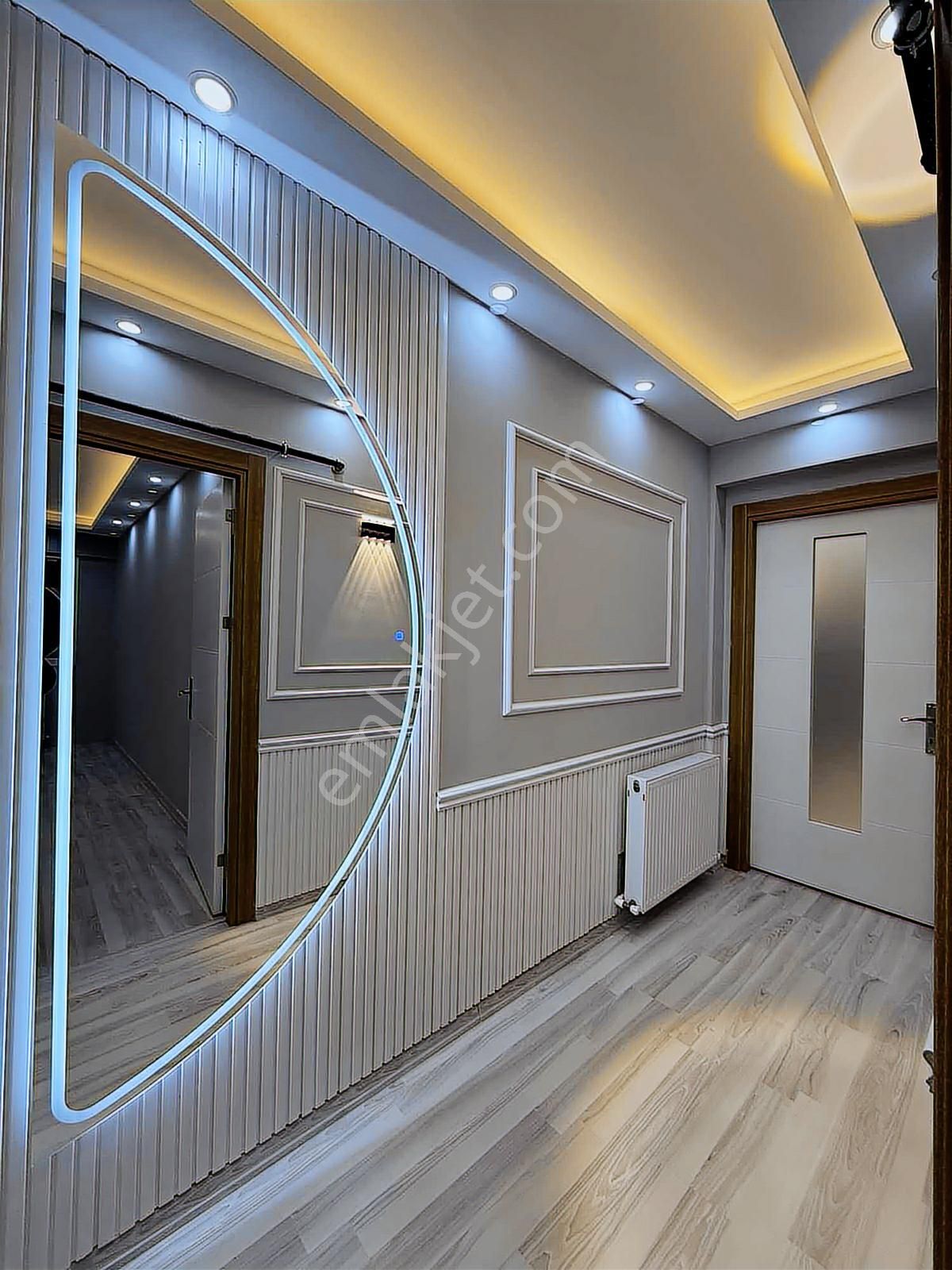 Muradiyede Site İçinde Sıfır 2+1 Kapalı Mutfak Ara Kat - Görsel 9