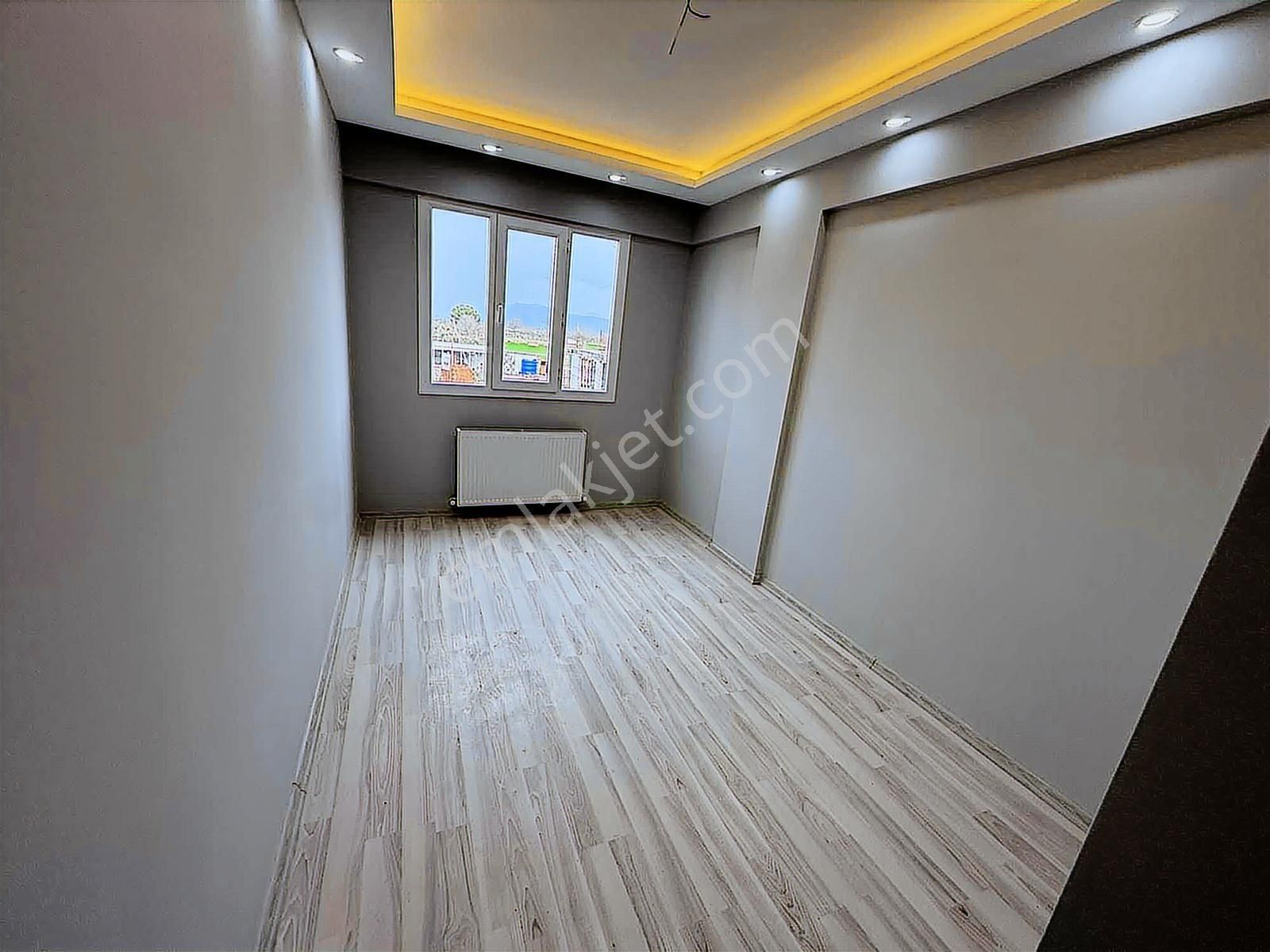 Muradiyede Site İçinde Sıfır 2+1 Kapalı Mutfak Ara Kat - Görsel 31