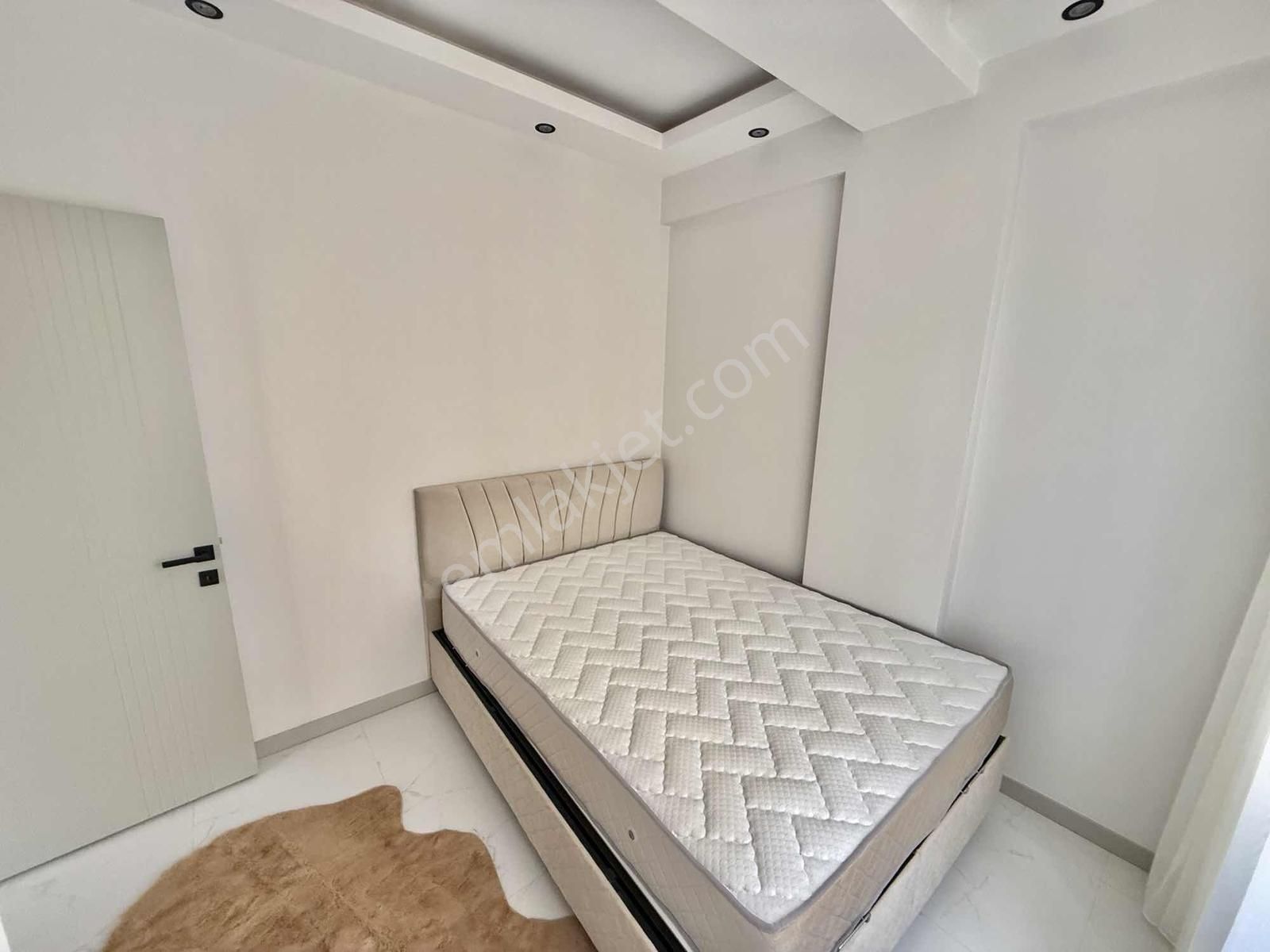 Kınıklı'da Sıfır Bina'da Sıfır Eşyalı Balkonlu 1+1 Apartlar - Görsel 7