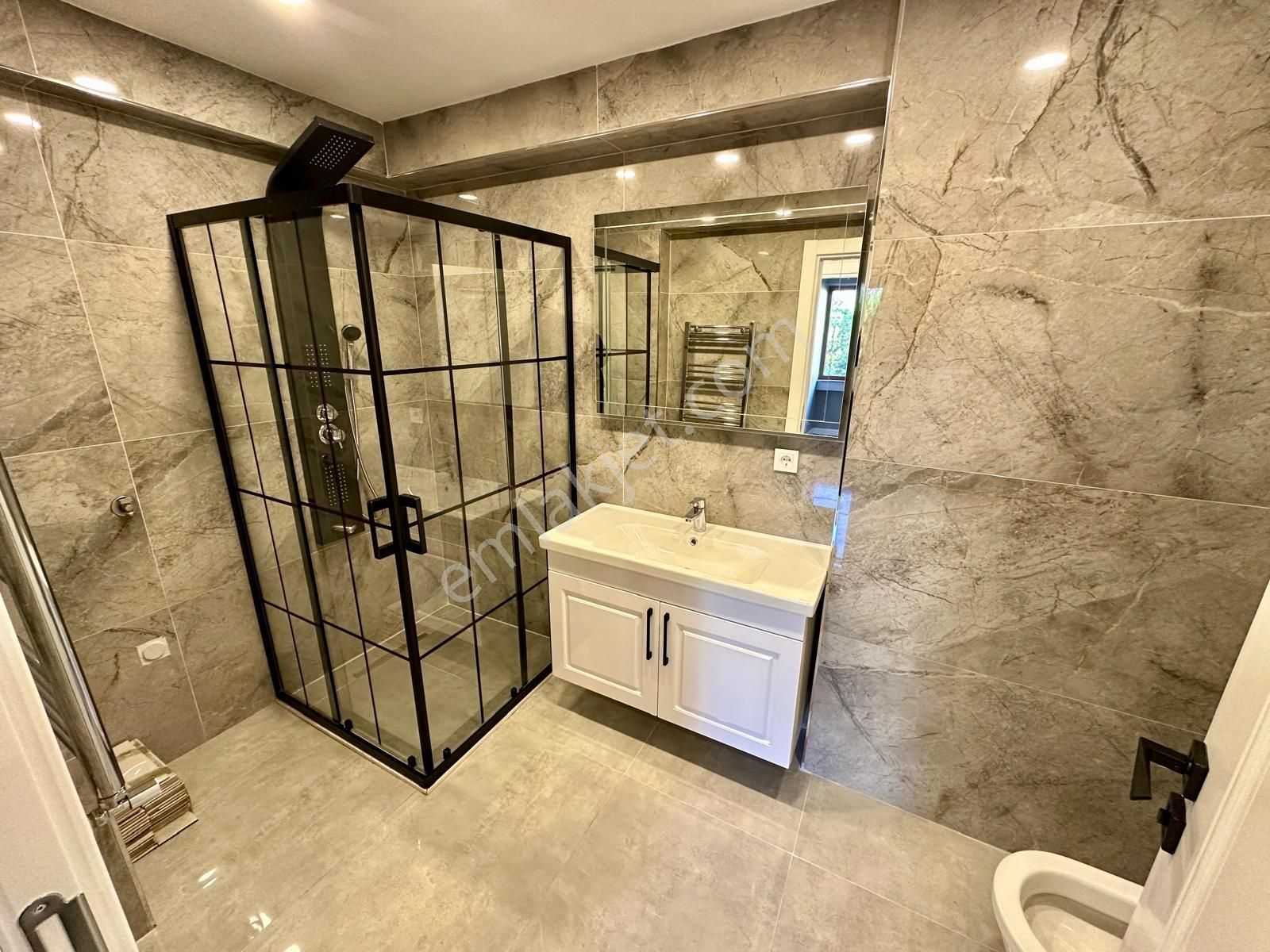 Kozyatağı Selimoğlu Sitesinde 7-24 Güvenlik Havuzlu 90m²net 3+1 - Görsel 14