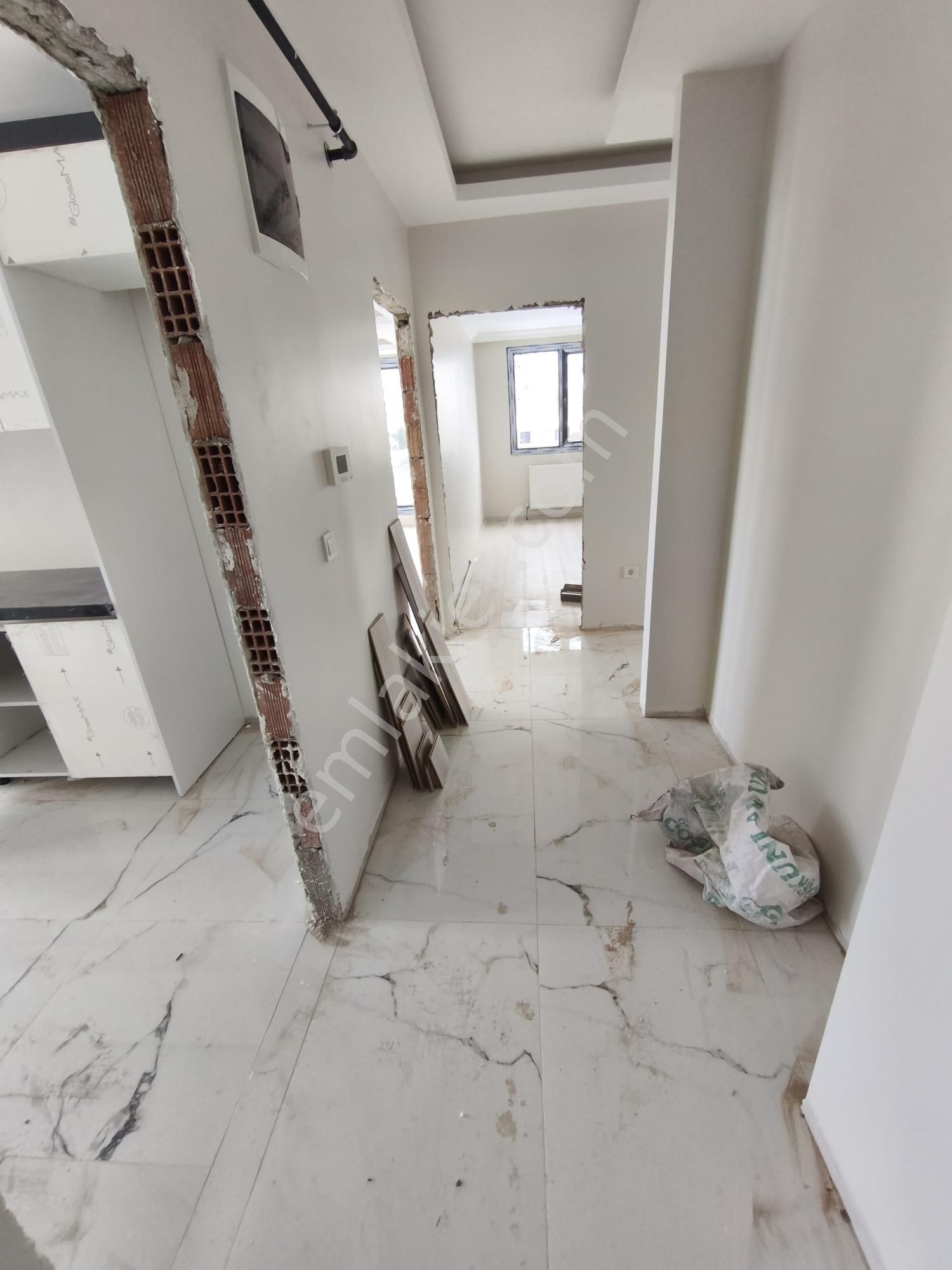 Çok Acil Sultanbeyli Necipfazılda Satılık 125 M. 3+1 Lüks Daire - Görsel 8