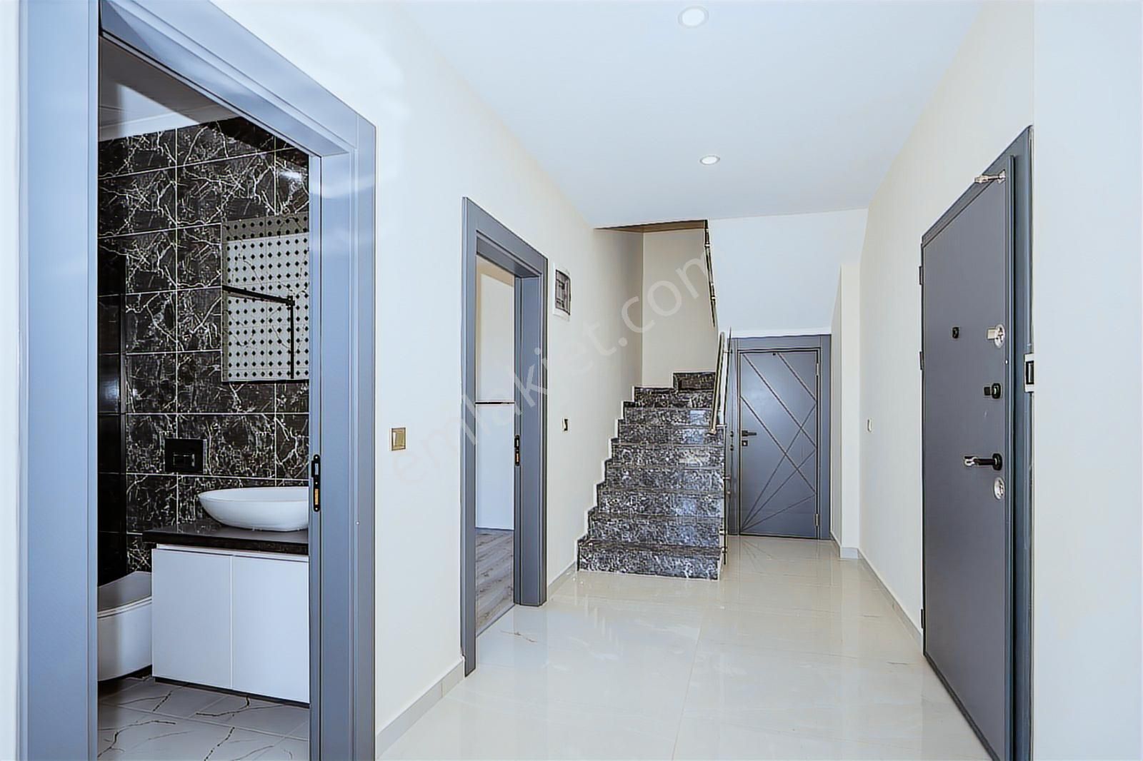 Summer Home'dan Kestelde Satılık 4+1 Dubleks Boş Daire - Görsel 12