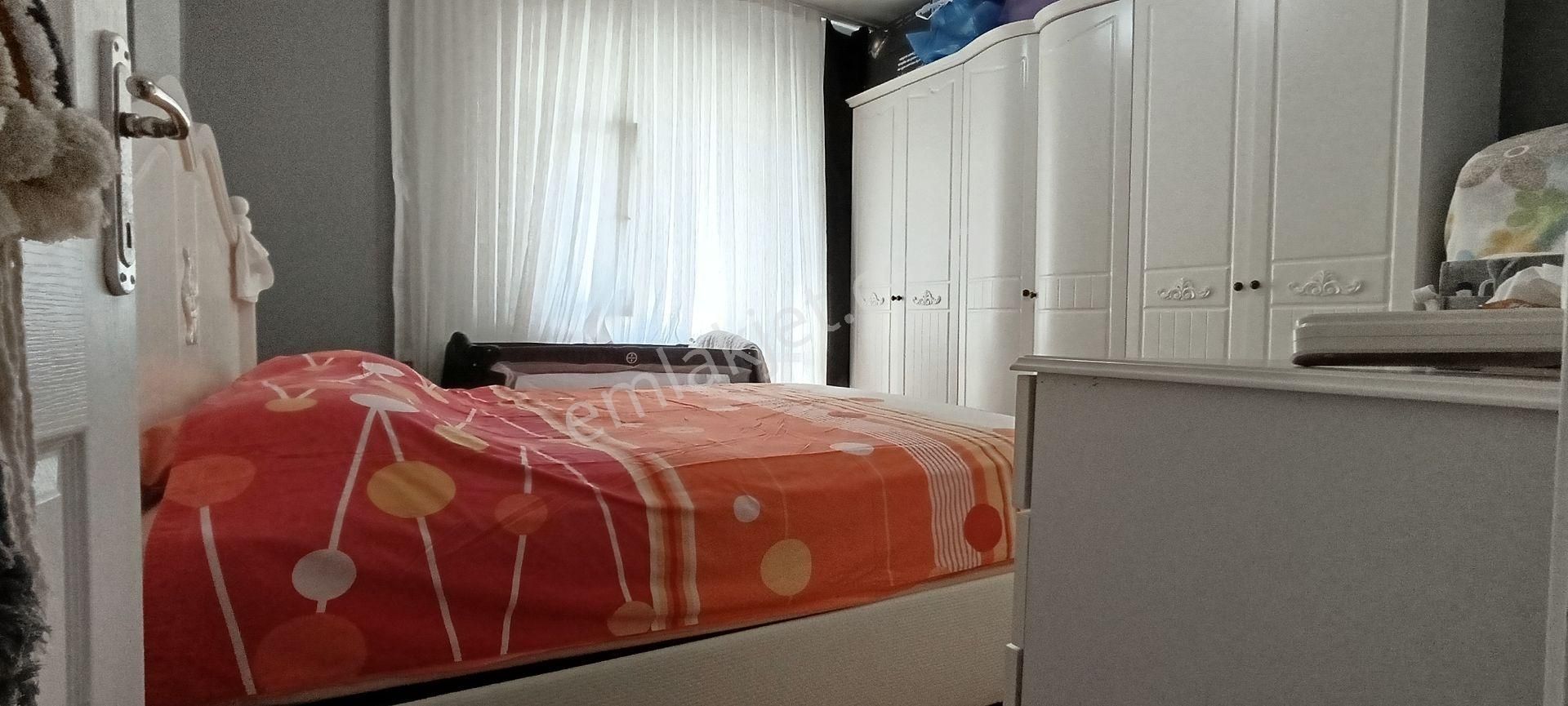 Pendik Esenyalı Merkezde 4 Yol"da Acil Satılık Merkezi E-5 Yakın 3+1 125 M2 Daire - Görsel 8