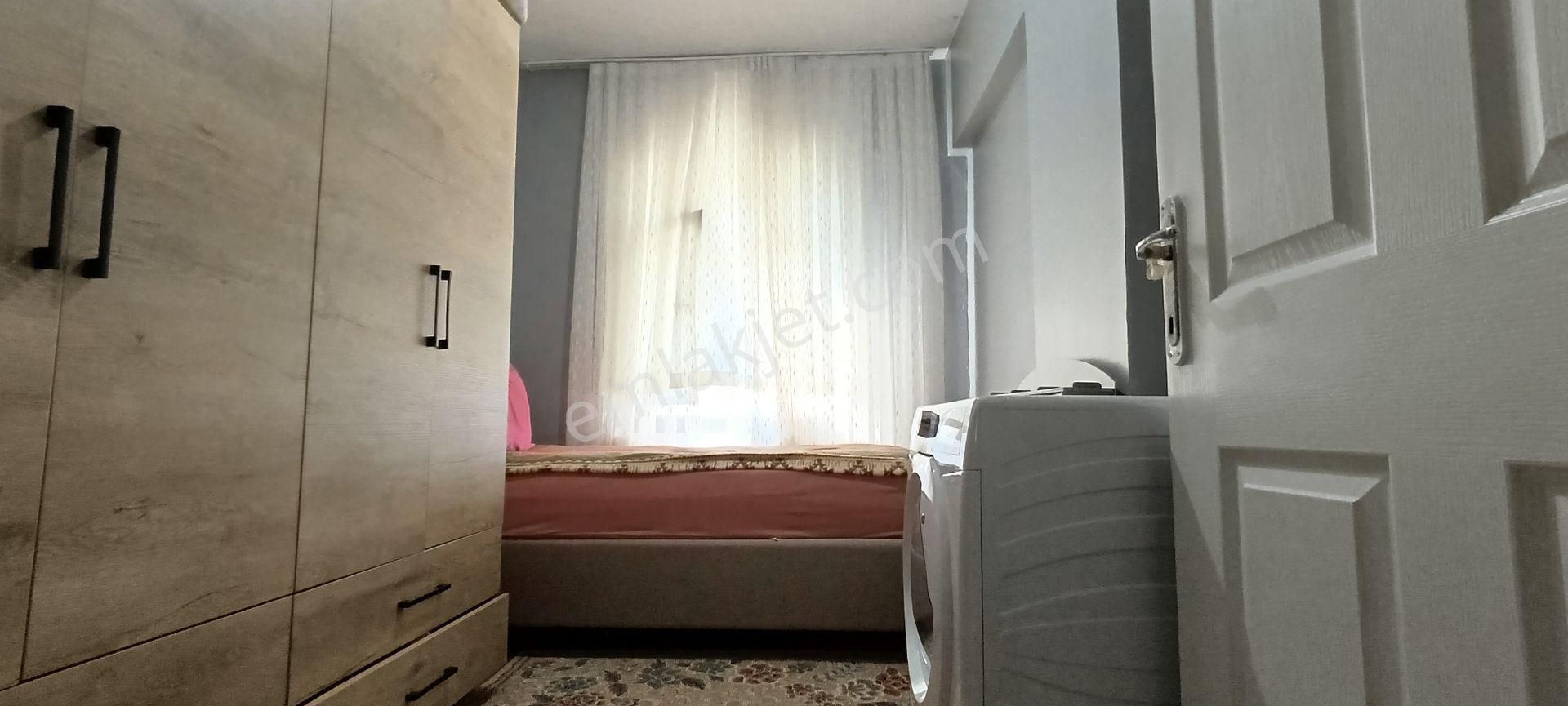 Pendik Esenyalı Merkezde 4 Yol"da Acil Satılık Merkezi E-5 Yakın 3+1 125 M2 Daire - Görsel 13