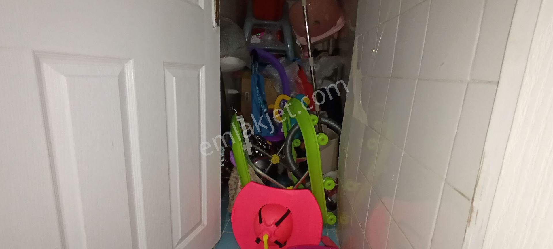 Pendik Esenyalı Merkezde 4 Yol"da Acil Satılık Merkezi E-5 Yakın 3+1 125 M2 Daire - Görsel 24