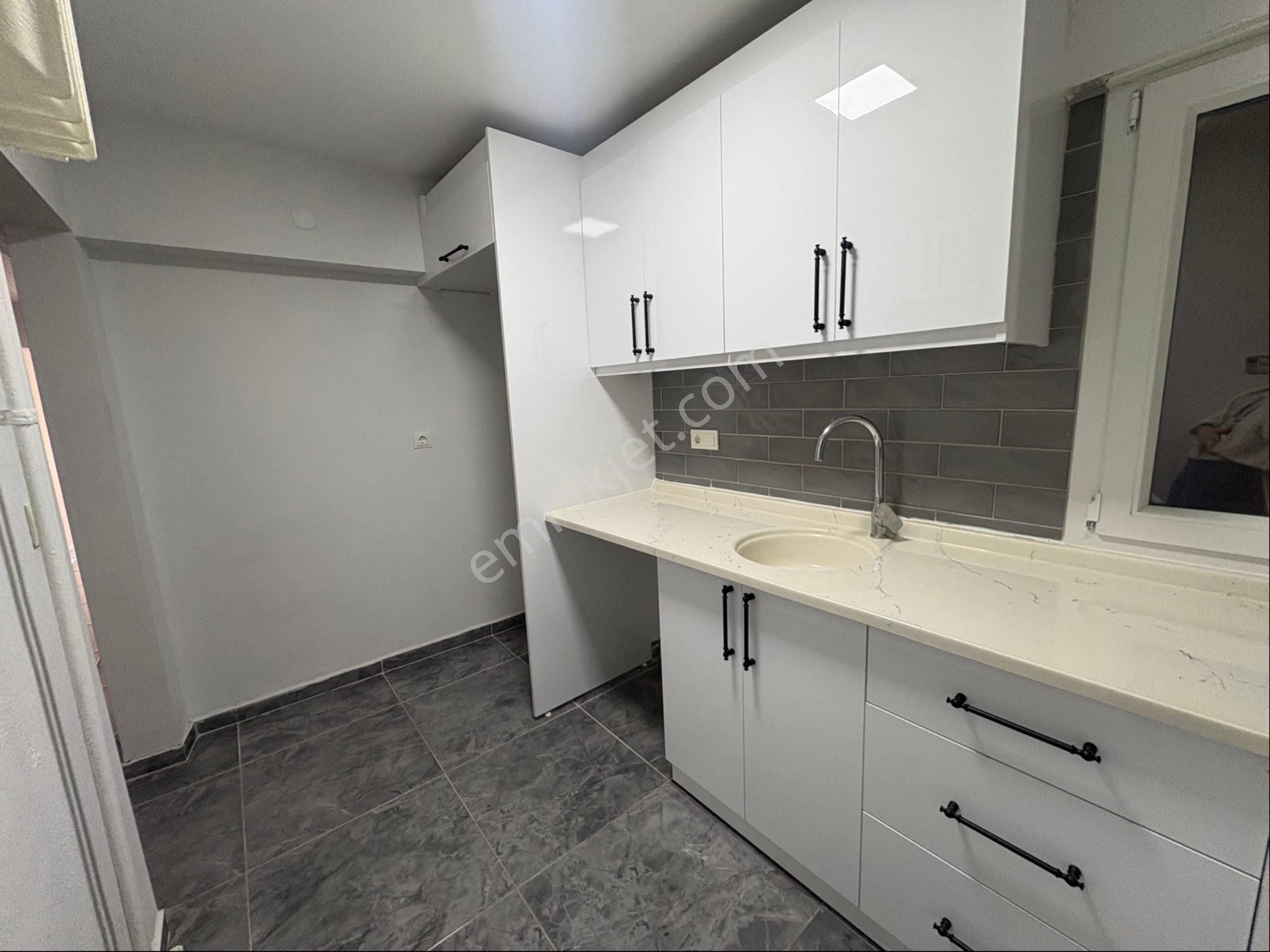 Göztepe Türk Koleji Karşısında Deniz Manzaralı 3+1 Kiralık Daire - Görsel 12