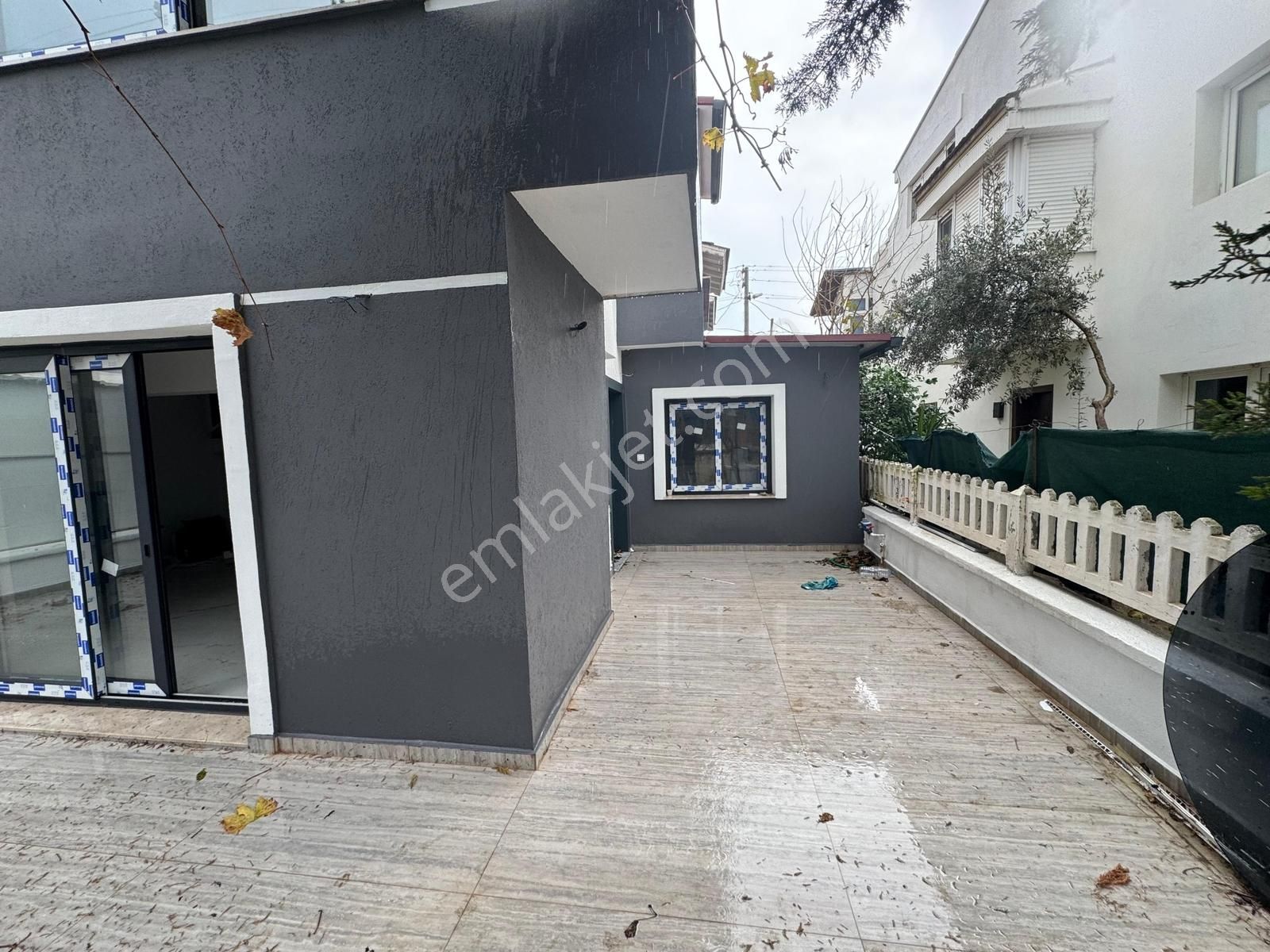 Güzelbahçe Yalı Mahallesi'nde Deniz Manzaralı Satılık Villa - Görsel 20