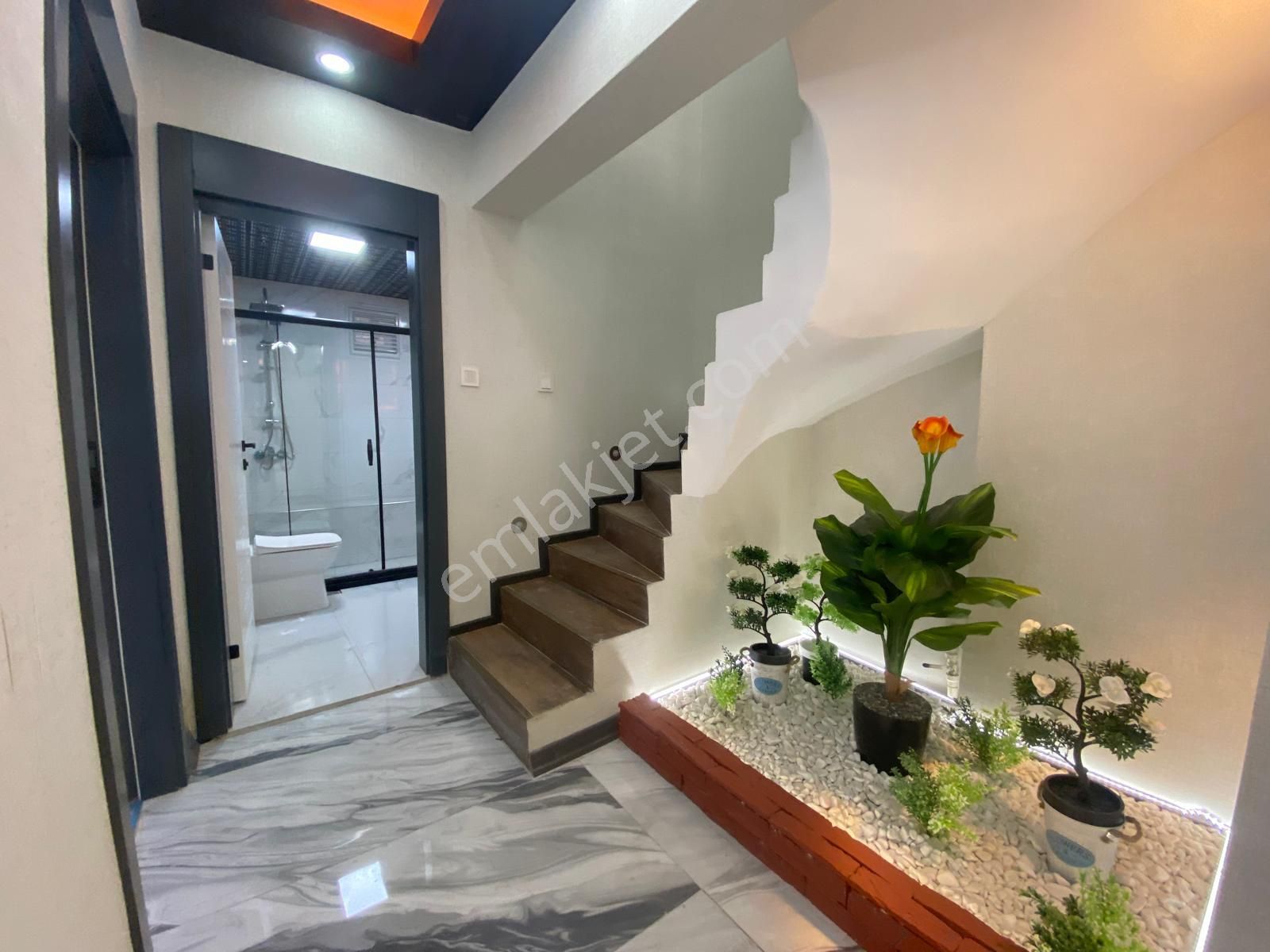 Koza Emlaktan Akşemsettin Mahalesinde Caddeye Yakın Lüxx Yapılı 4+1 Teras Daire - Görsel 23