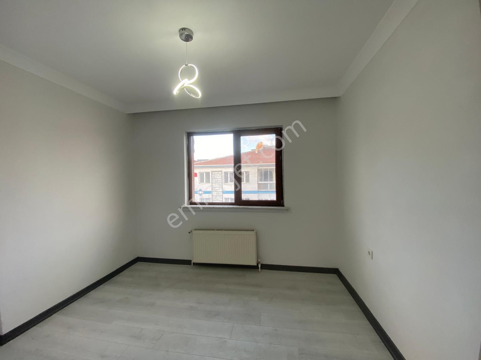 Koza Emlaktan Akşemsettin Mahalesinde Caddeye Yakın Lüxx Yapılı 4+1 Teras Daire - Görsel 14