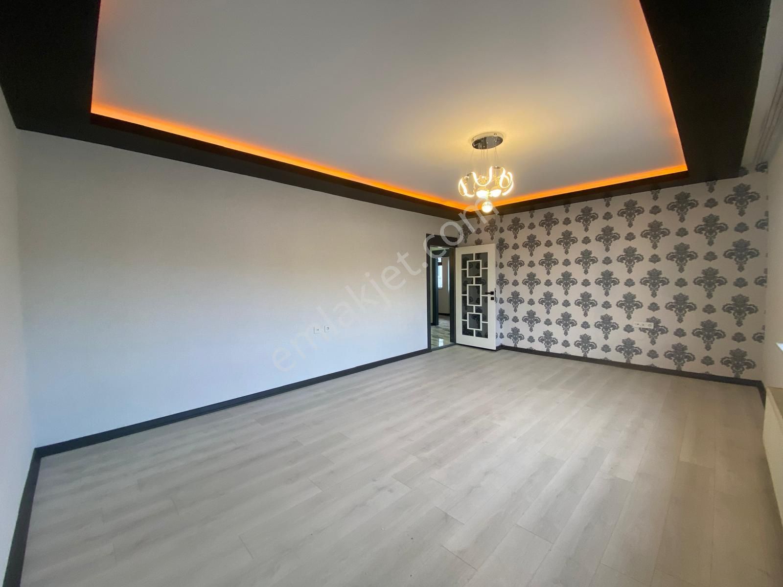 Koza Emlaktan Akşemsettin Mahalesinde Caddeye Yakın Lüxx Yapılı 4+1 Teras Daire - Görsel 12