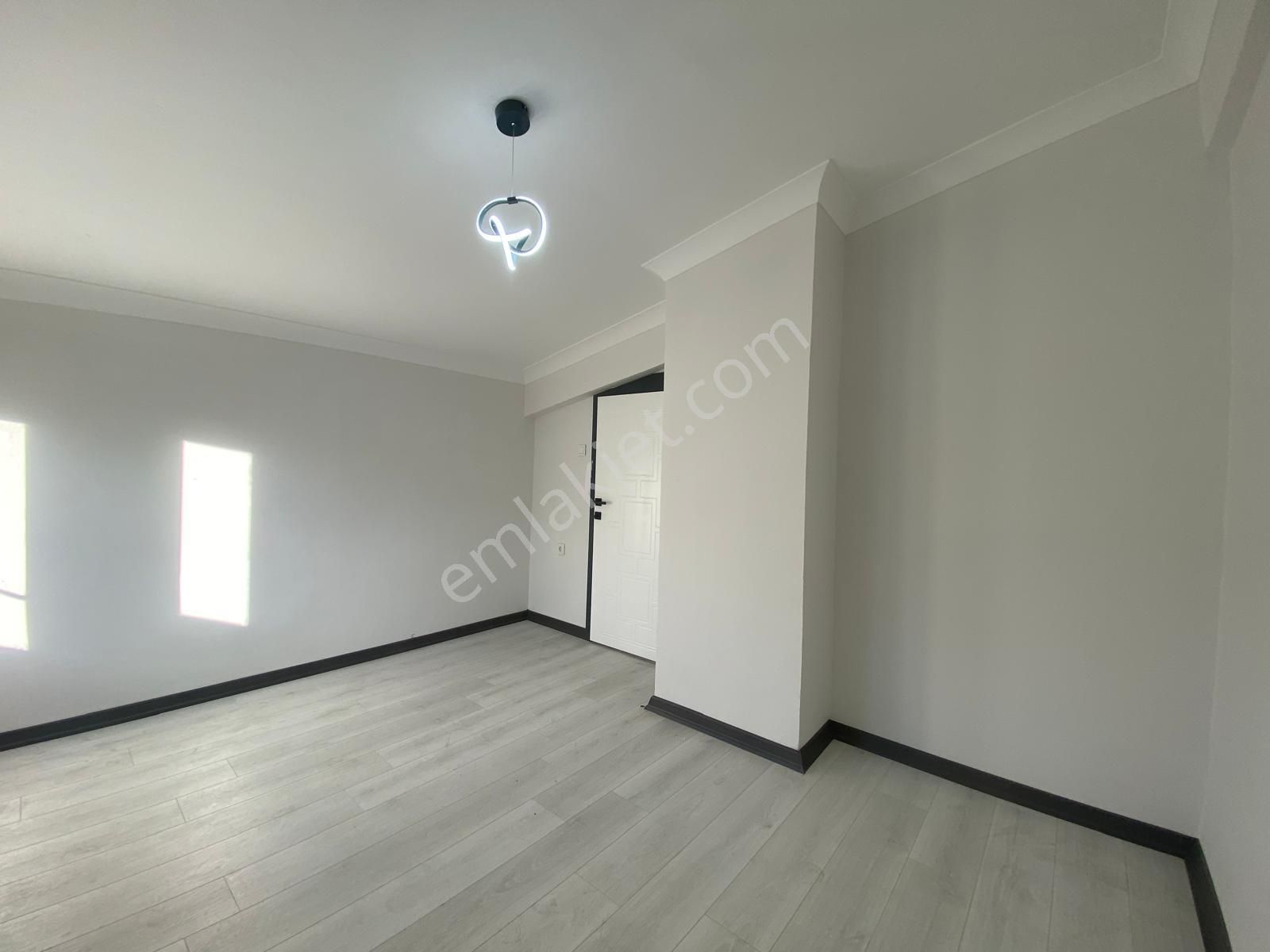 Koza Emlaktan Akşemsettin Mahalesinde Caddeye Yakın Lüxx Yapılı 4+1 Teras Daire - Görsel 30