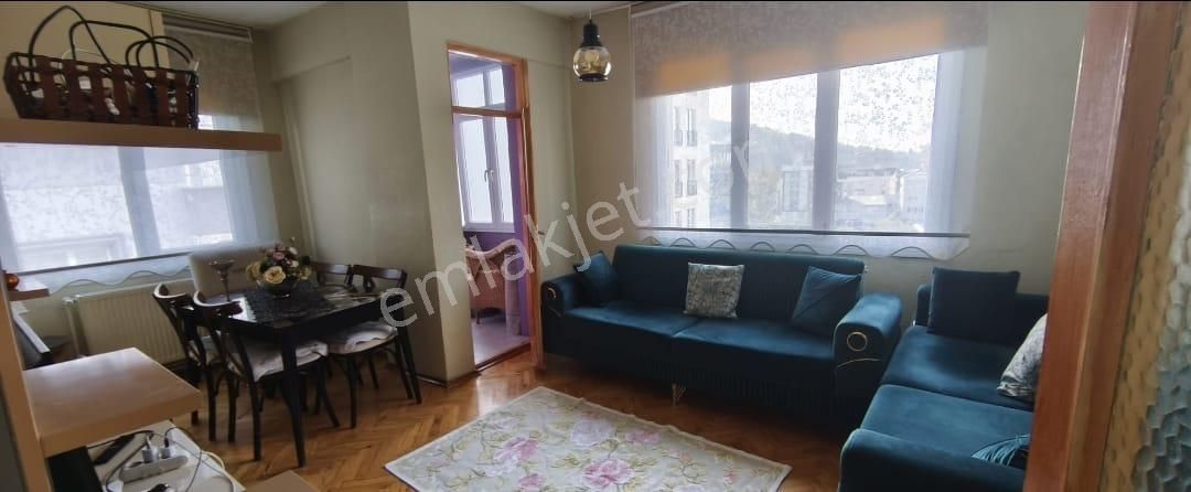 Fırsat Daire!!yüksek Arsa Payına Sahip-harika Konumda 2+1.4.kat - Görsel 2