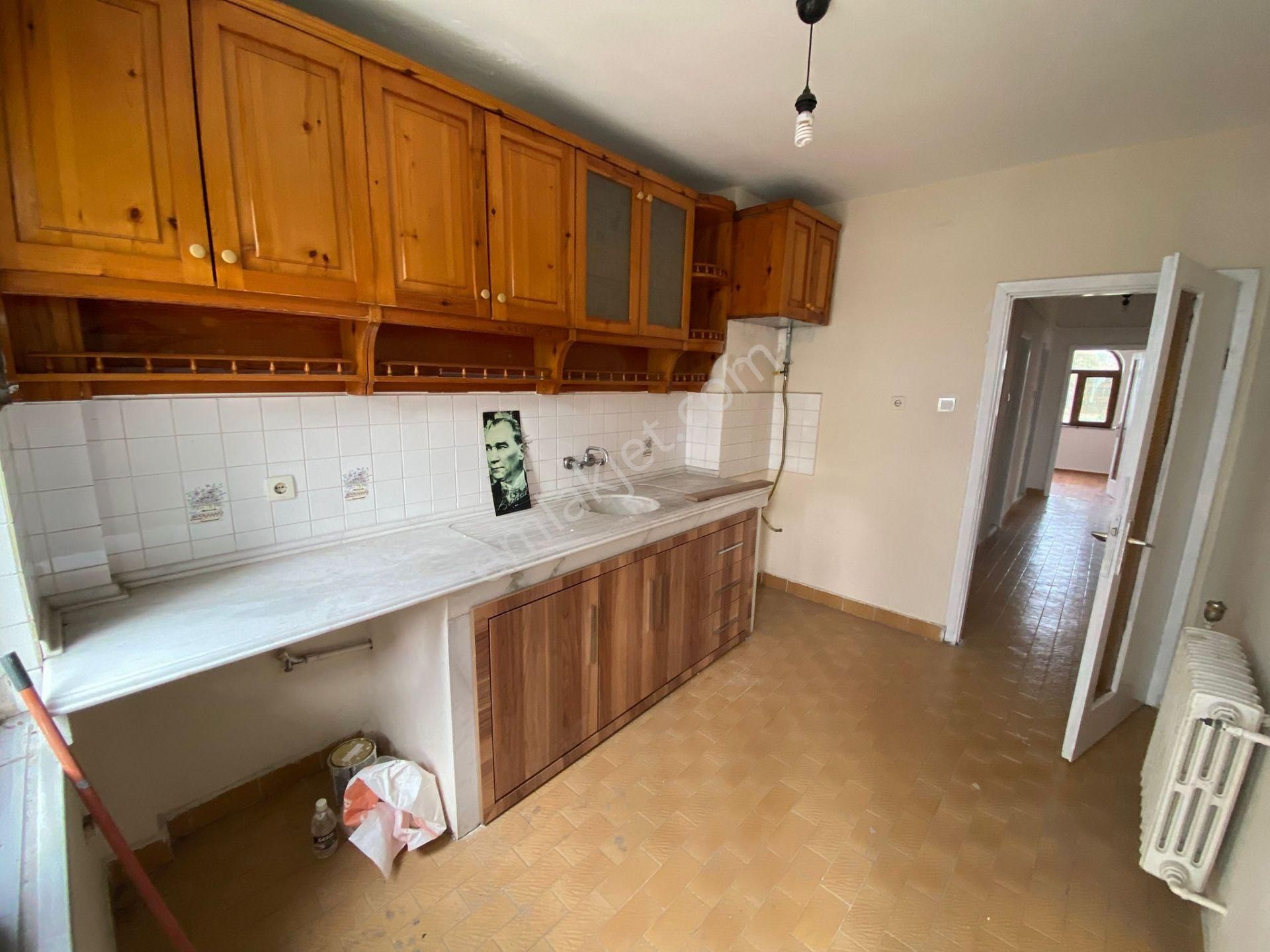 Yalı Gayrimenkul'den Kalkınma Mahallesi Merkezi Konum 3+1 Daire - Görsel 5