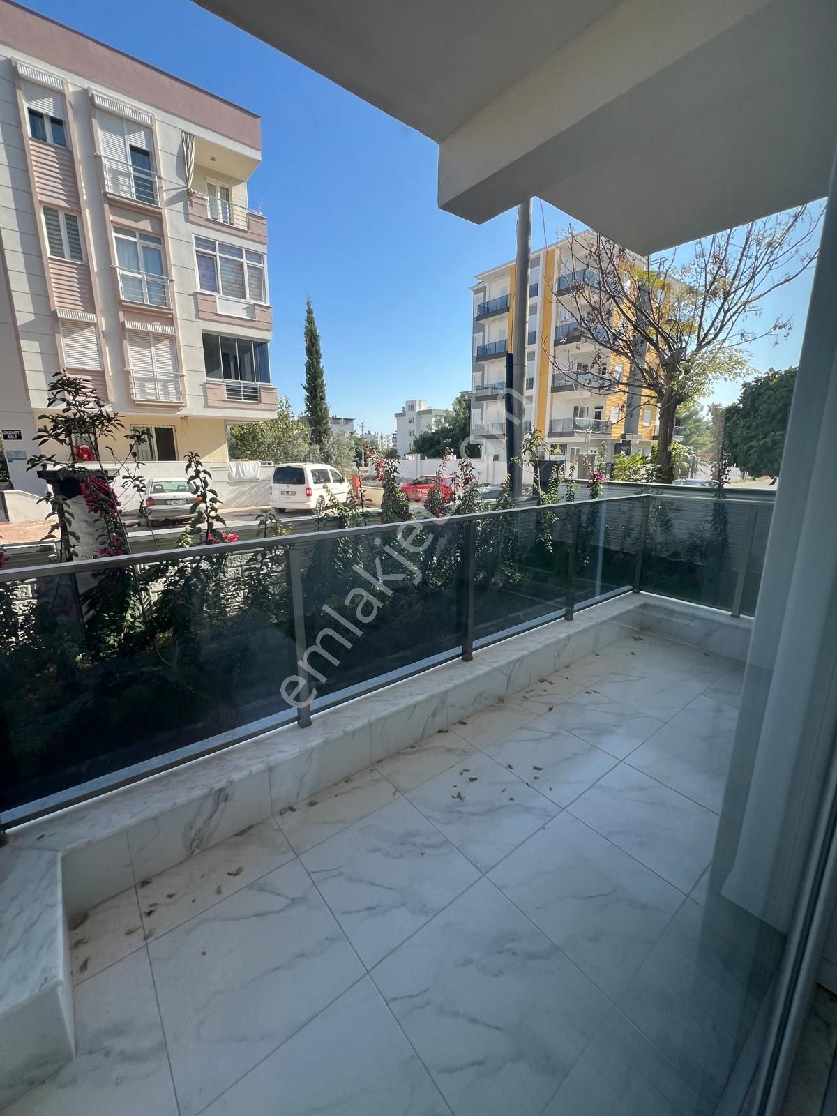 Aydoğmuşta 2+1 Lüks Sıfır Daire - Görsel 19