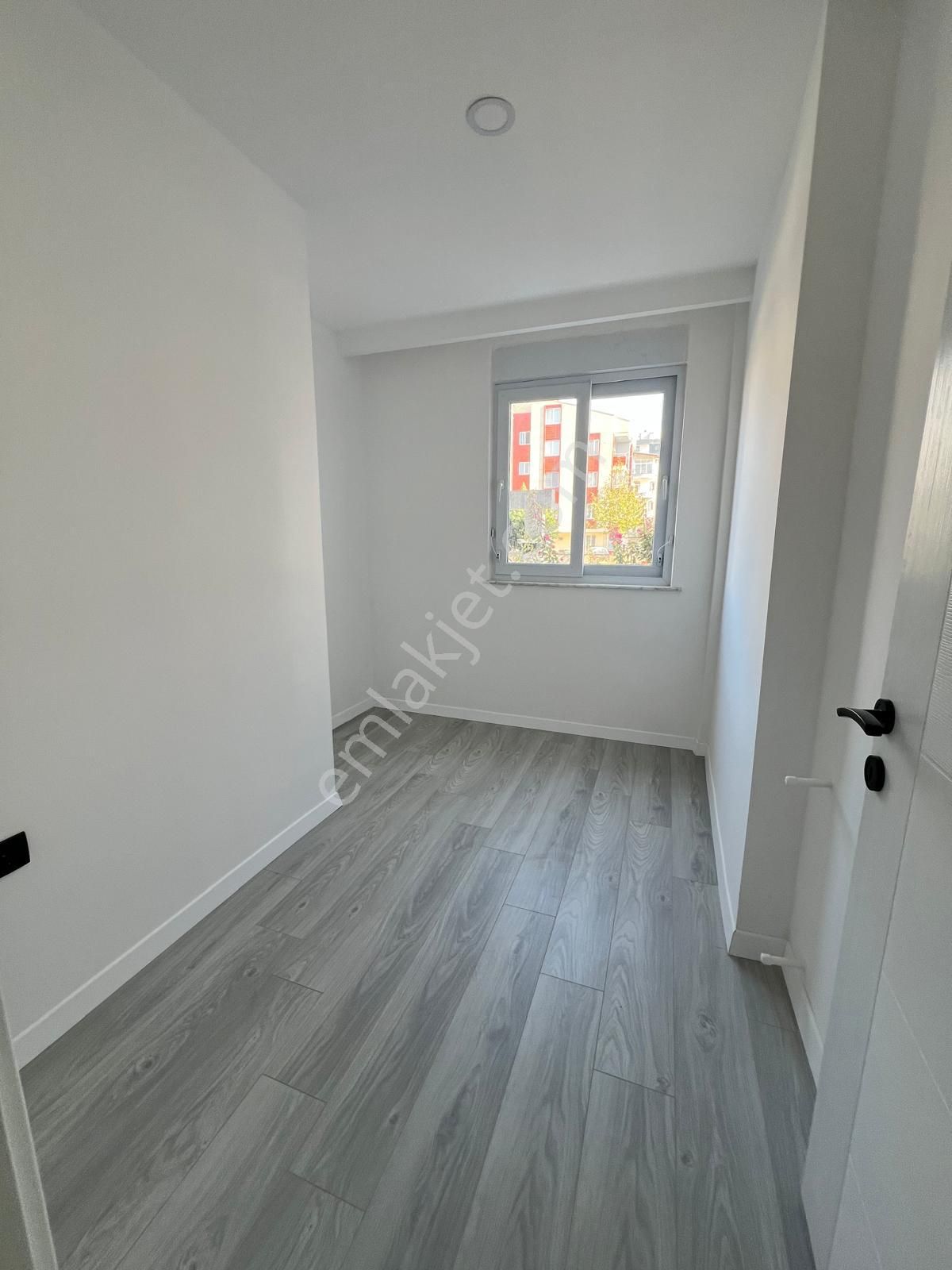 Aydoğmuşta 2+1 Lüks Sıfır Daire - Görsel 6